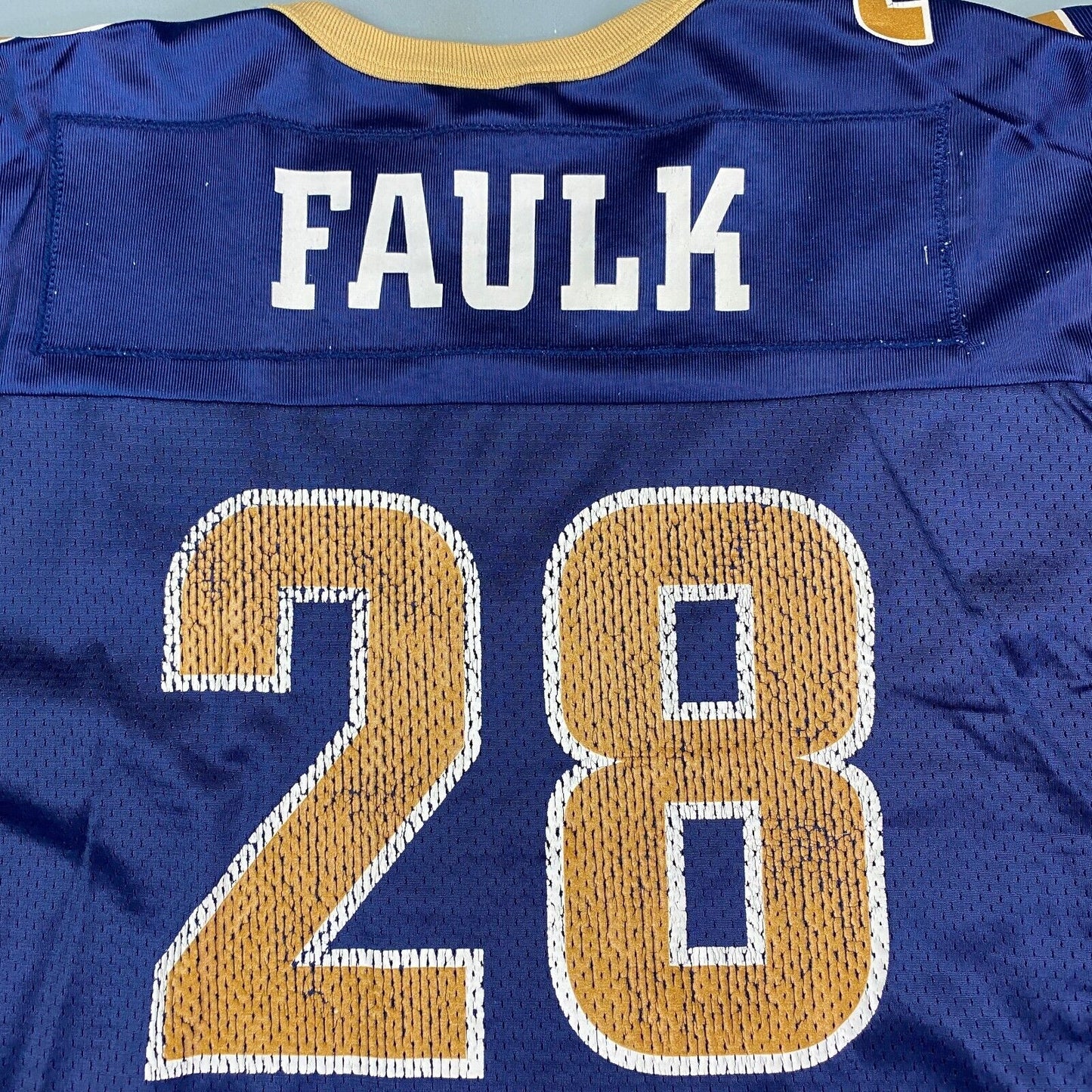 VINTAGE NFL LA Rams #28 Champion Football Jersey sz Large Adult