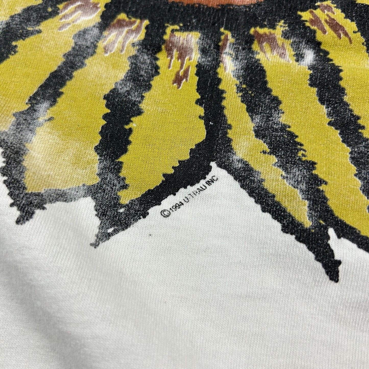 VINTAGE 90s | Shippensburg University Sunflower T-Shirt sz L Adult