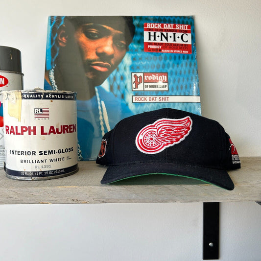 VINTAGE 90s | Detroit Red Wings Sports Specialties Wool Snapback HAT One Size
