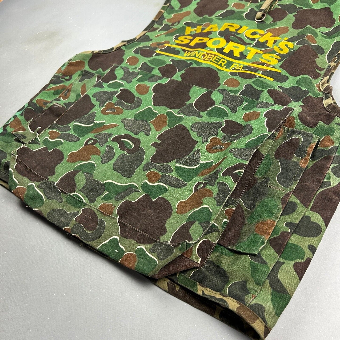 VINTAGE 70s/80s SafTbak Harick's Sports Camo Hunting Vest Jacket sz Large Adult