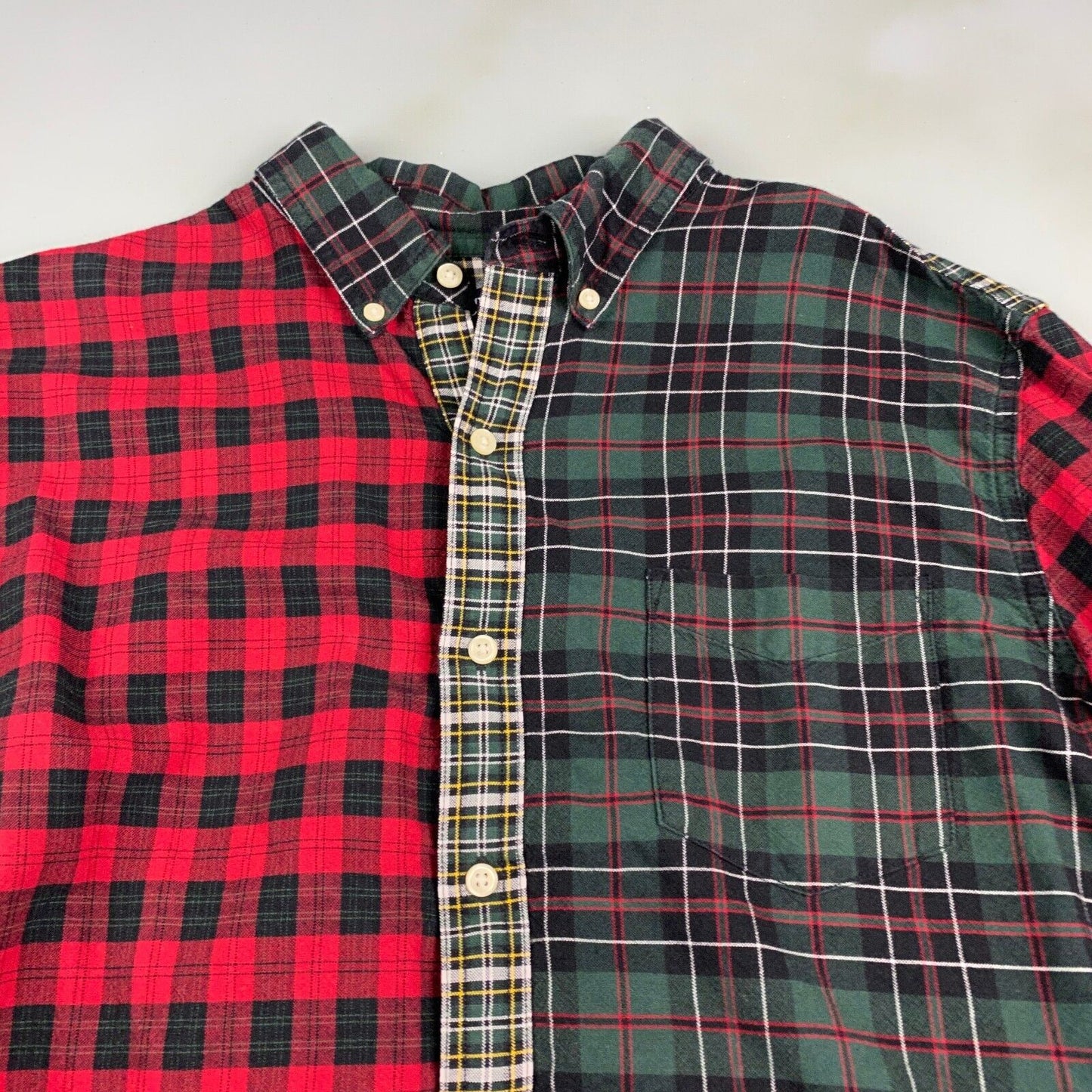 VINTAGE Chaps Multi-Plaid Flannel Button Up Shirt sz Large Adult