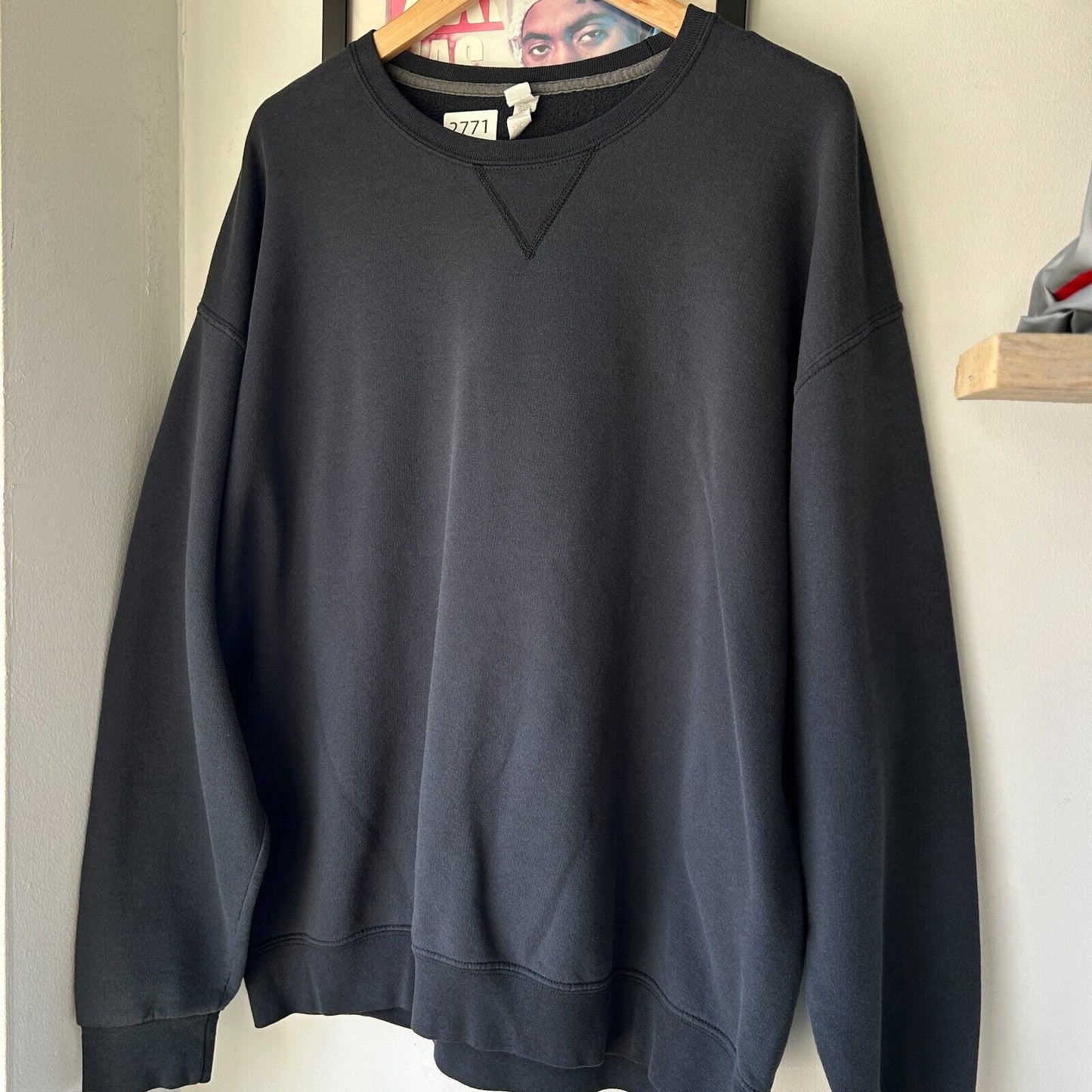 VINTAGE | Blank Faded Black FOTL Crewneck Sweater sz XL