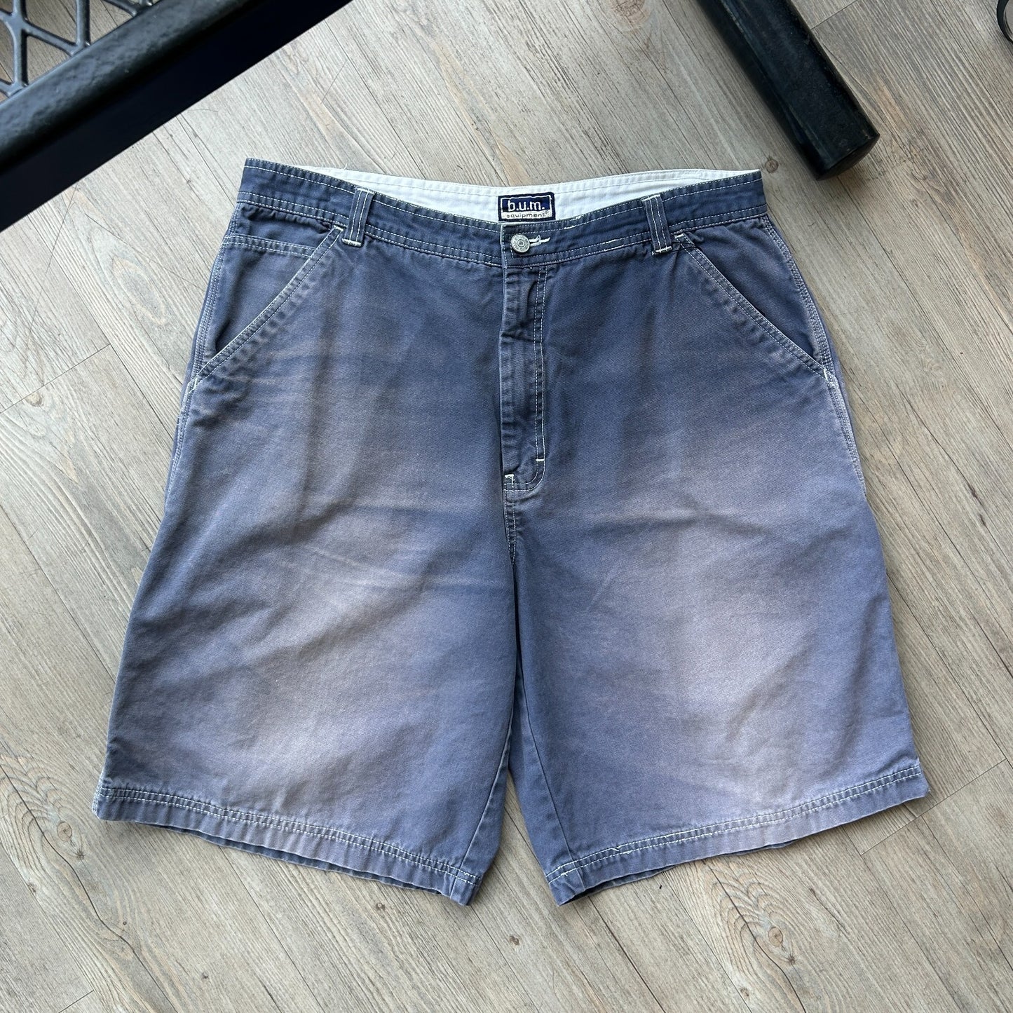 VINTAGE 90s | Bum Sun Faded Loose Fit Carpenter Workwear Shorts sz W35/36