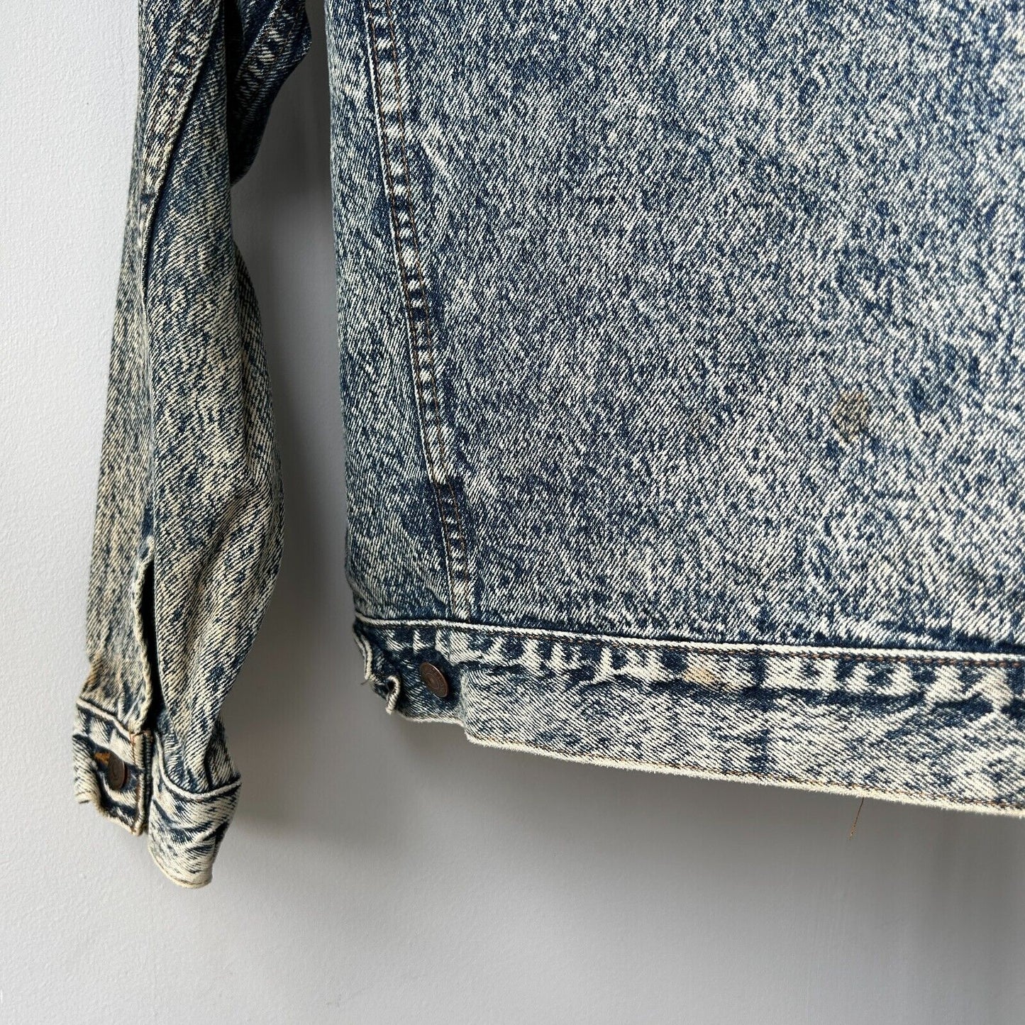 VINTAGE 90s | LEVIS Acid Wash Denim Jean Trucker Jacket sz M