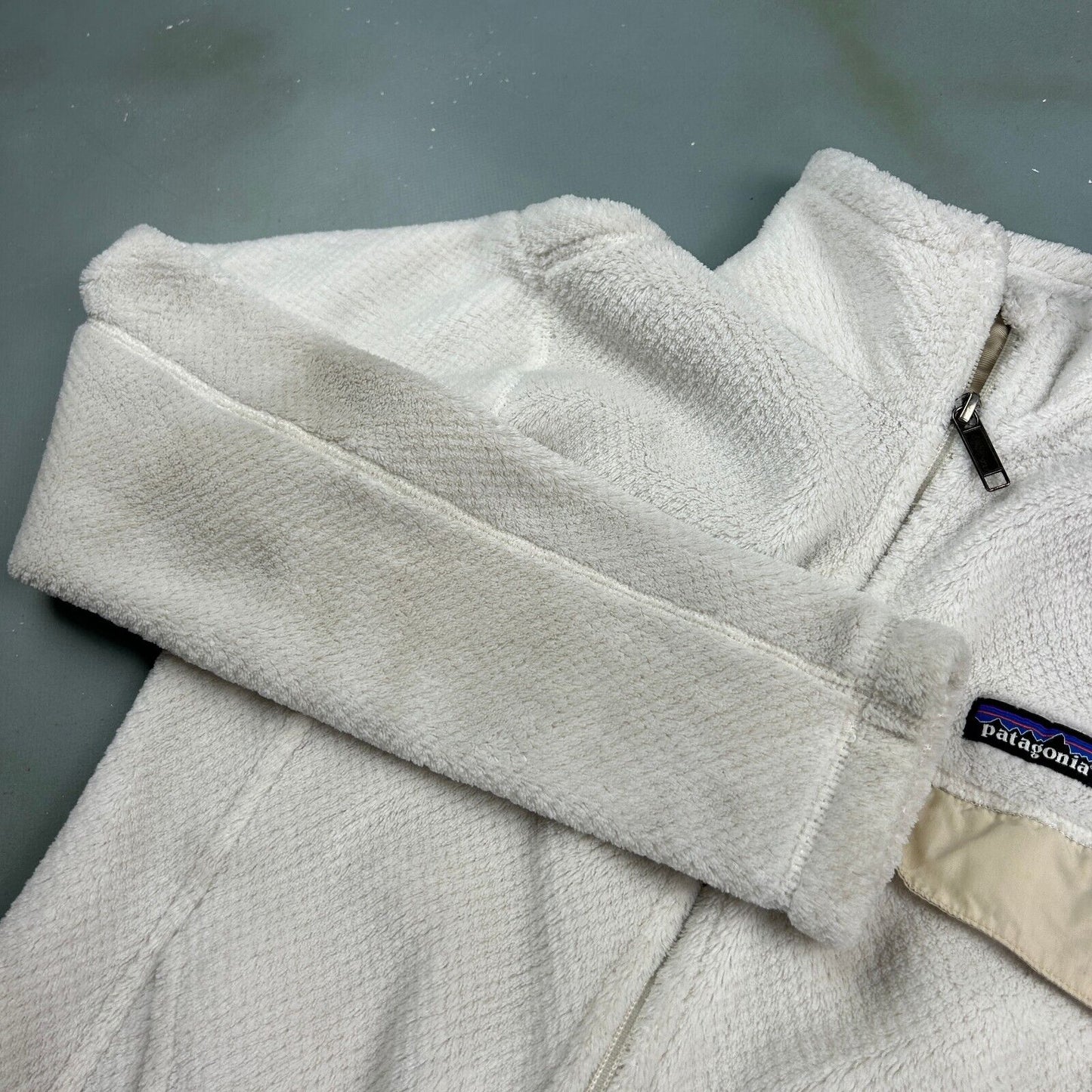 VINTAGE Patagonia White Zip Up Fleece Sweater sz Medium Womens Adult