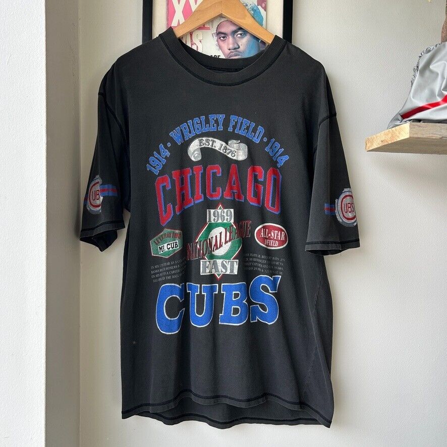 VINTAGE 90s | Chicago Cubs Baseball Wrigley Field T-Shirt sz L