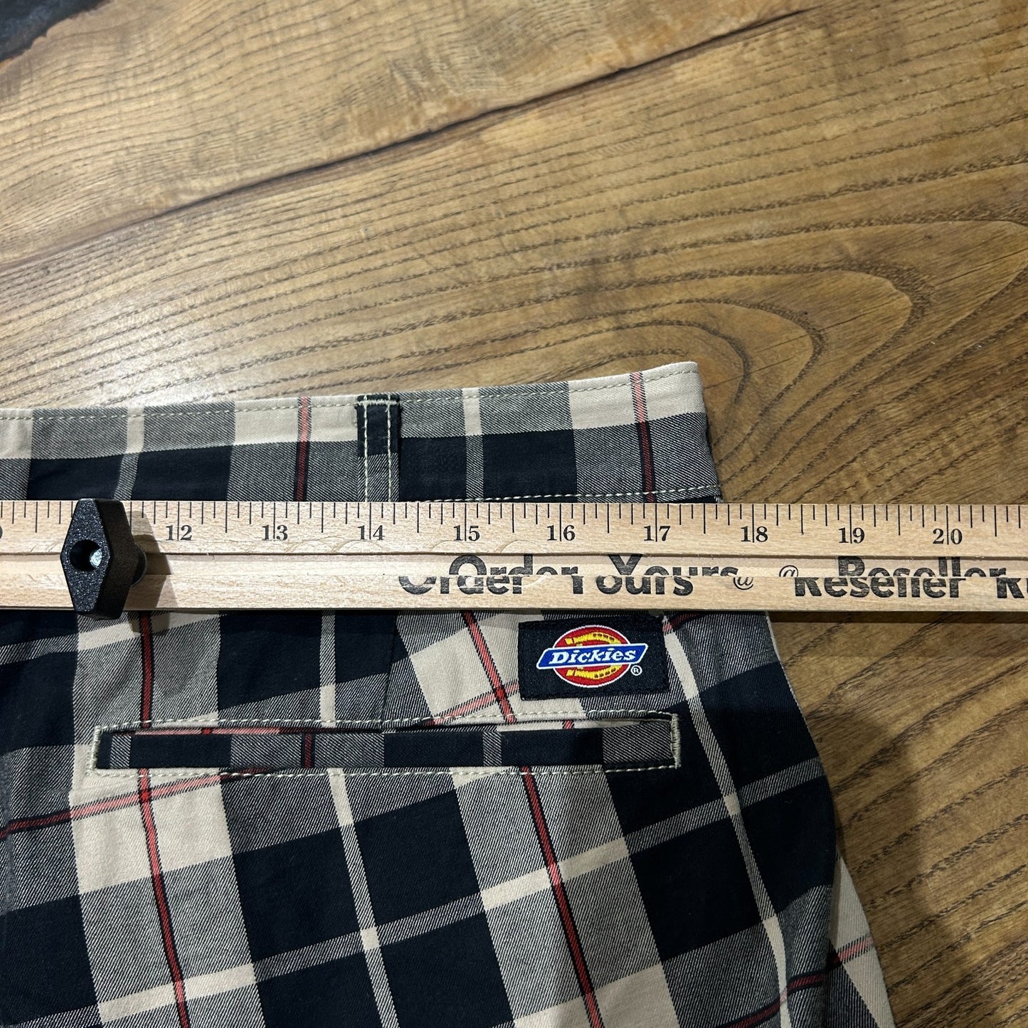 VINTAGE | Stussy WorkGear x Dickies Plaid Shorts sz W34