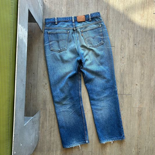 VINTAGE 80s | Levi's 619 Faded Denim Jeans Pants W35 L31