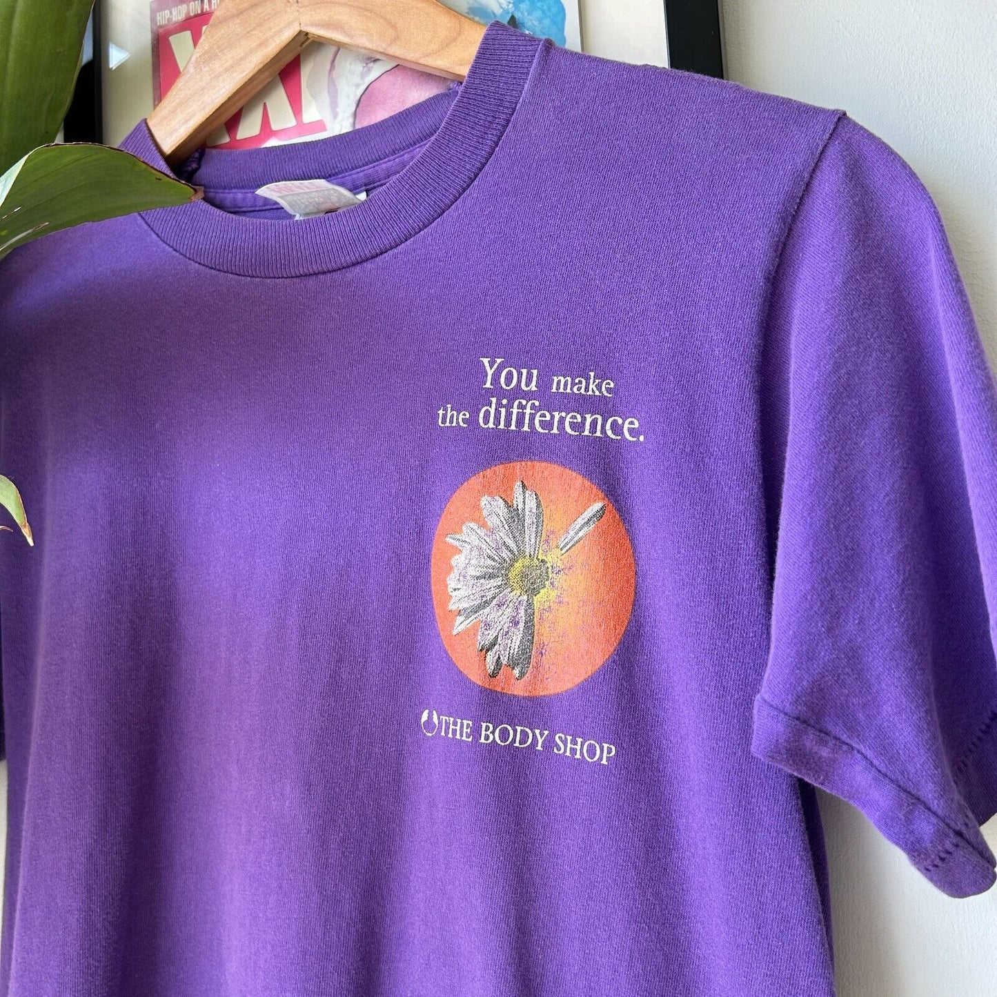 VINTAGE 90s | Stop Violence Against Women The Body Shop T-Shirt sz S