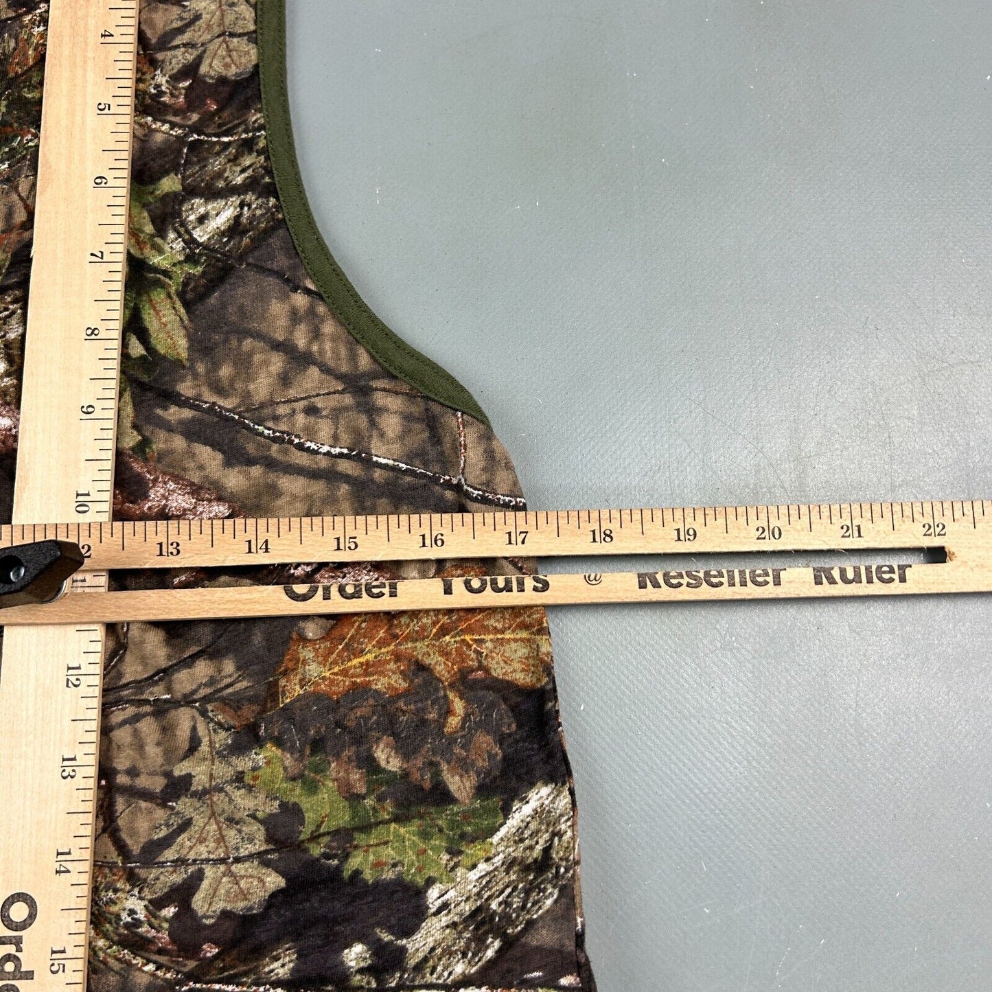 VINTAGE | Mossy Oak Tree Camo Tank Sleeveless T-Shirt sz M Adult