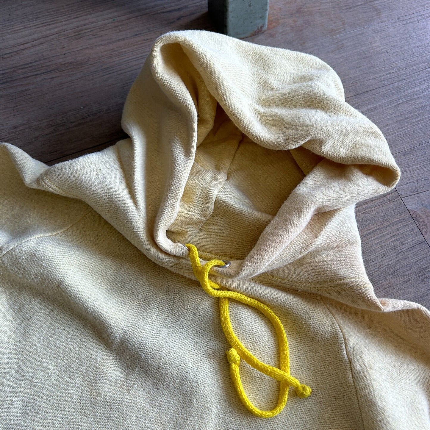 VINTAGE 60s 70s | Light Yellow Faded Blank Hoodie Sweater sz S Adult
