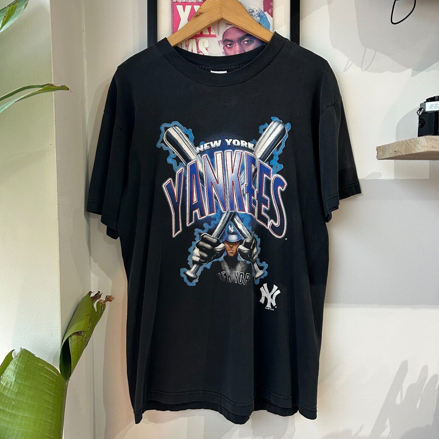 VINTAGE 2000 | NY Yankees Thunder Graphic MLB Baseball T-Shirt sz L Adult