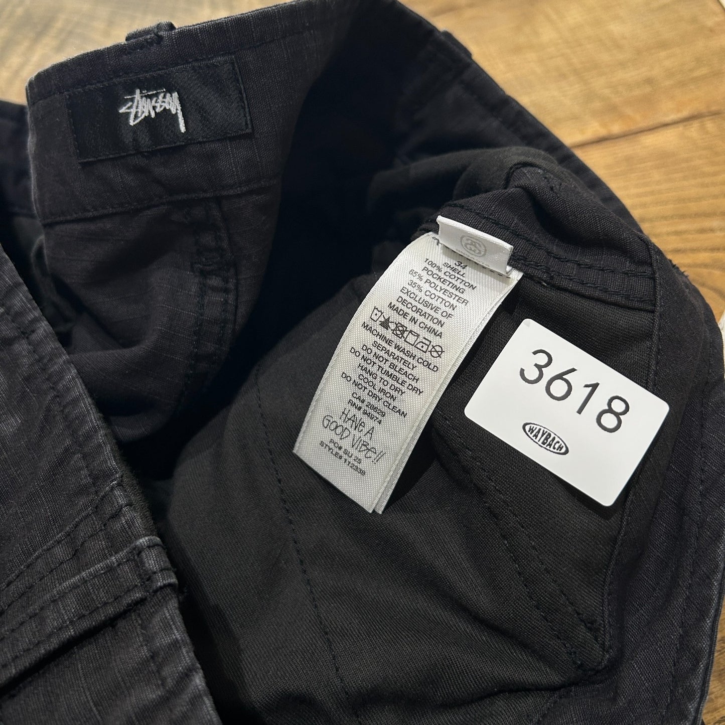 STUSSY | Black Cargo Pocket Loose Fit Shorts sz W34