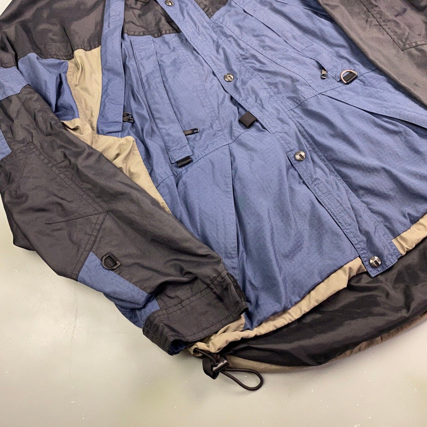 VINTAGE The North Face Technical Mountain Light Jacket sz S - M Adult