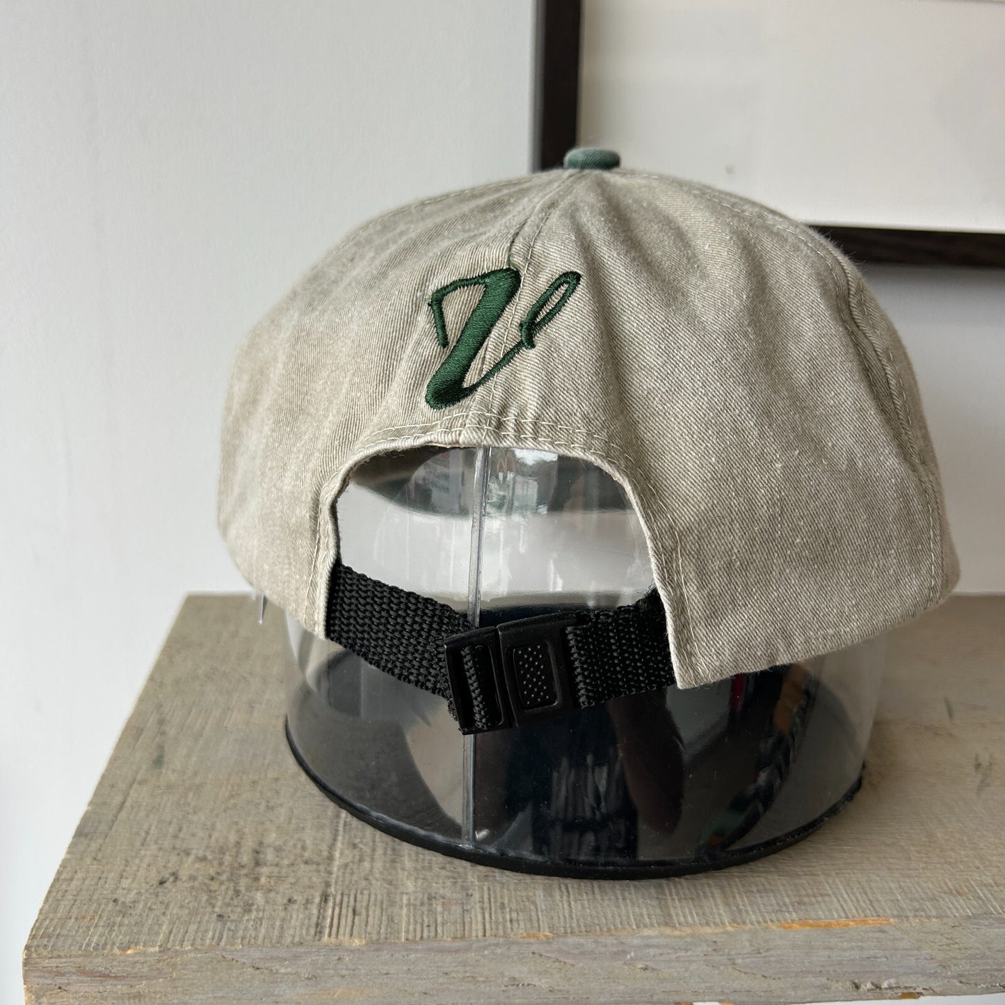 VINTAGE | Vasque Boots Two Tone Adjustable Cap Hat sz S/M