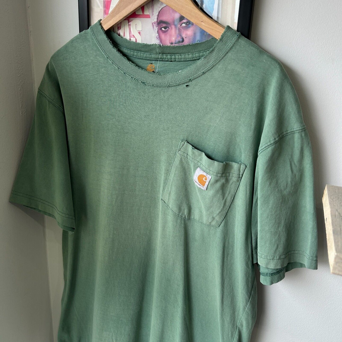 VINTAGE | CARHARTT Sun Faded Green Thrashed Logo T-Shirt sz M Adult