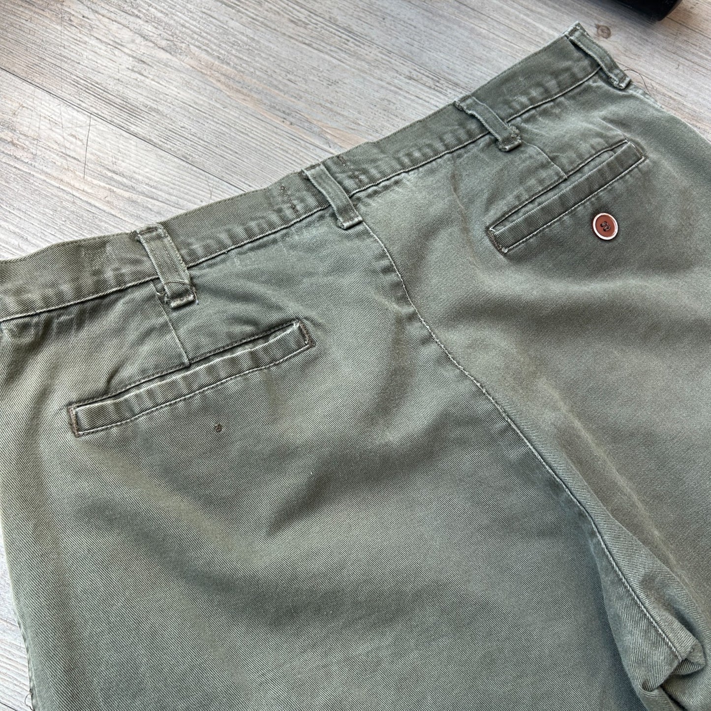 VINTAGE 90s | Think Skateboards Faded Green Cargo Shorts sz W34