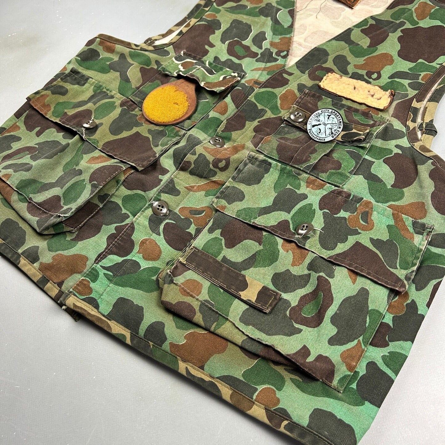 VINTAGE 70s/80s SafTbak Harick's Sports Camo Hunting Vest Jacket sz Large Adult