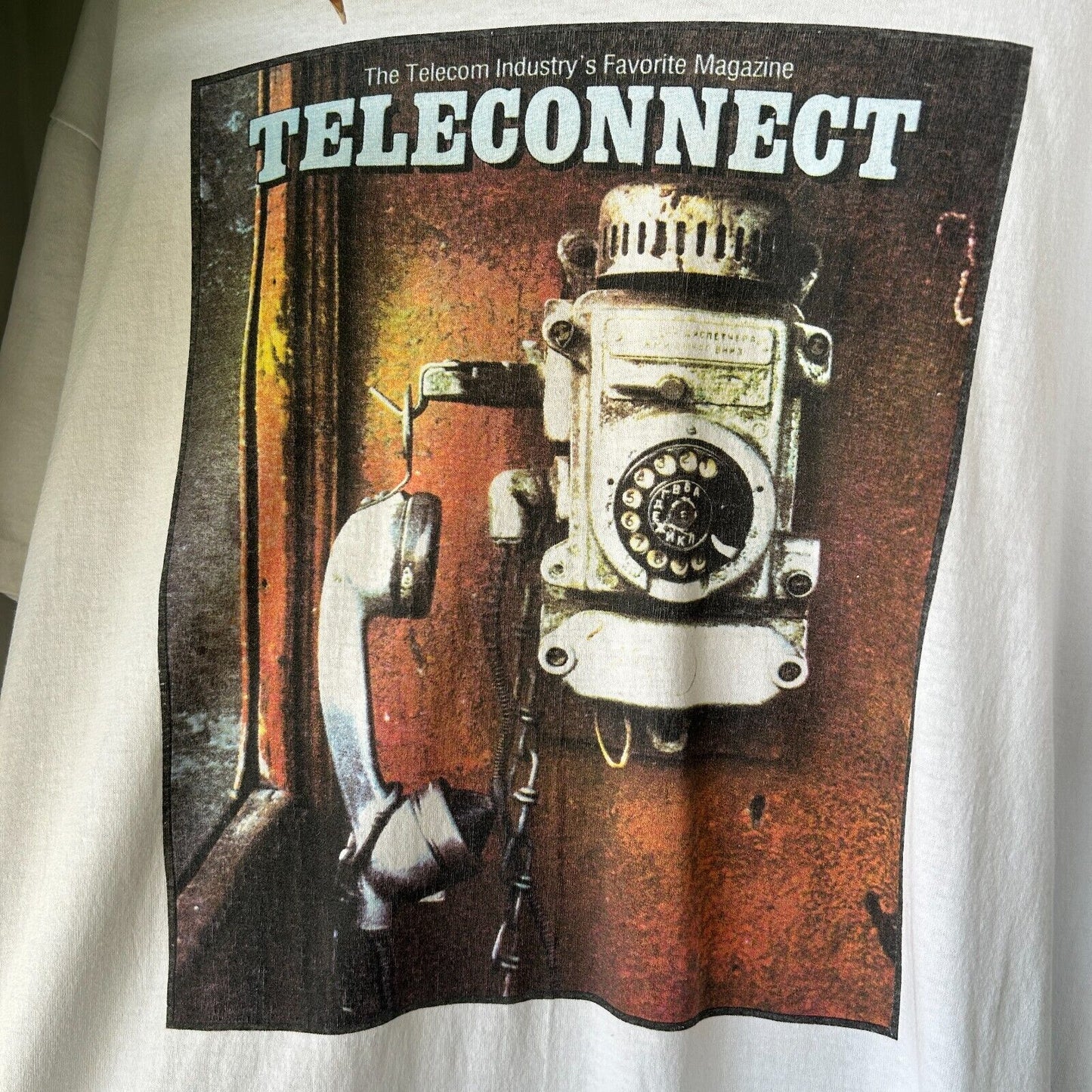 VINTAGE 90s | Teleconnect Magazine Phone T-Shirt sz XL