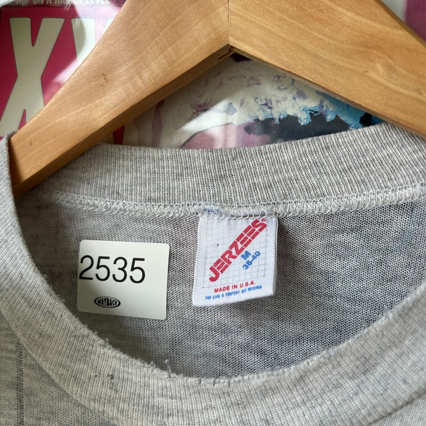 VINTAGE 90s | Smokey Mountain Venture Paper Thin Car T-Shirt sz M