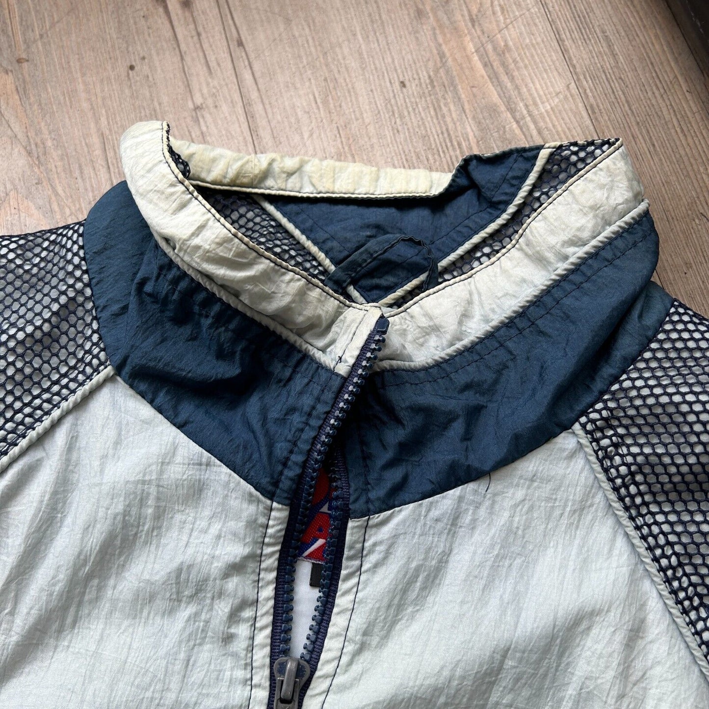 VINTAGE 90s | Georgetown Hoyas Pro Player Mesh Panel Jacket sz L