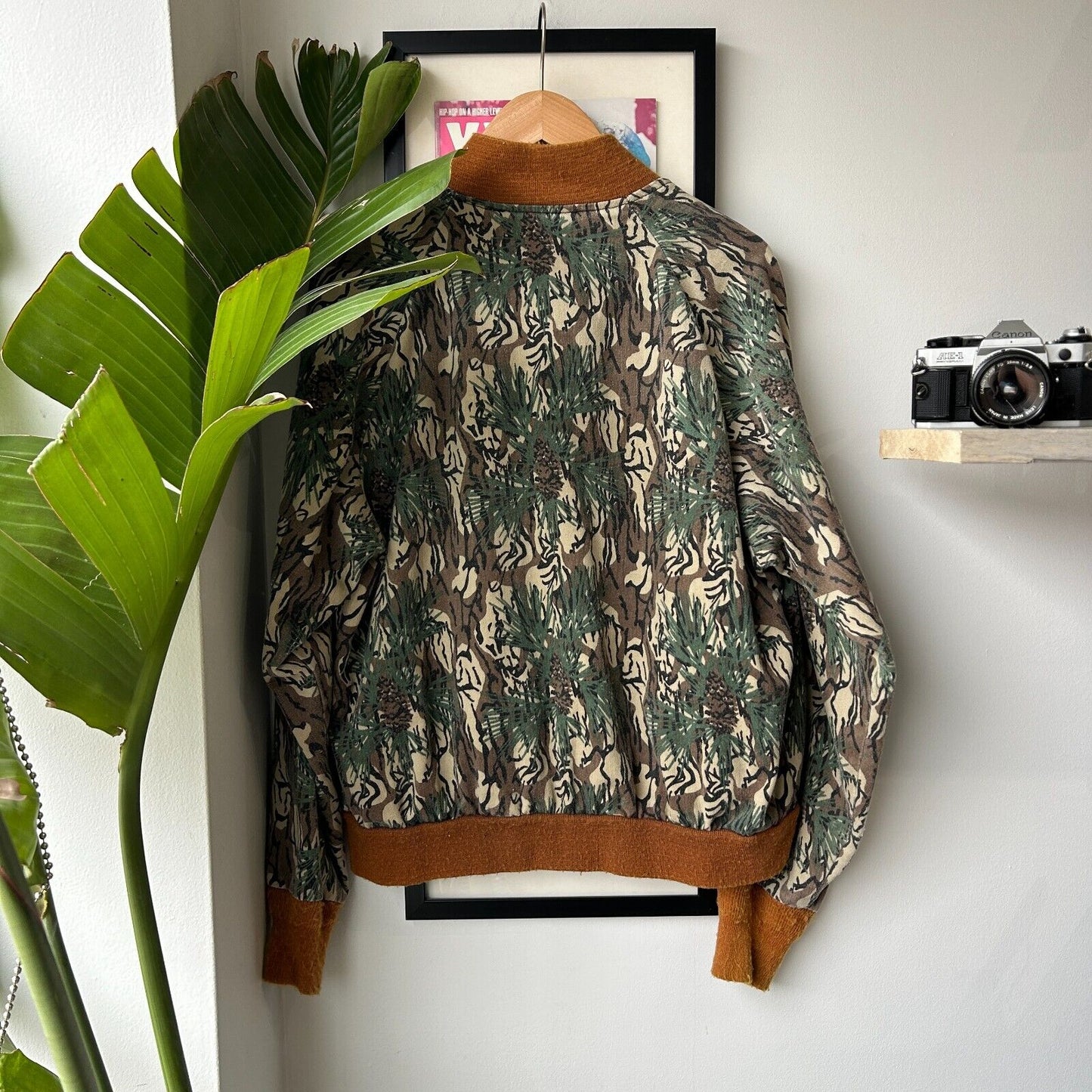 VINTAGE 80s | Piney Woods Natural Tree Camo Bomber Jacket sz L Adult