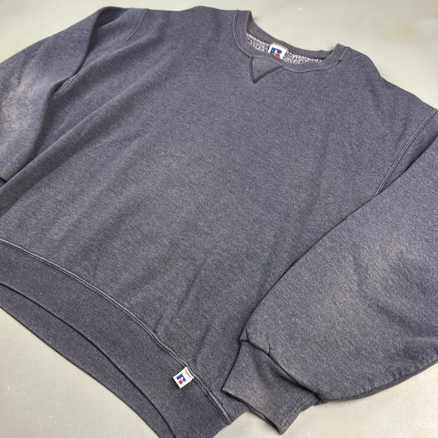 VINTAGE Russell Athletic Faded Blank Grey Crewneck Sweater sz Large Adult