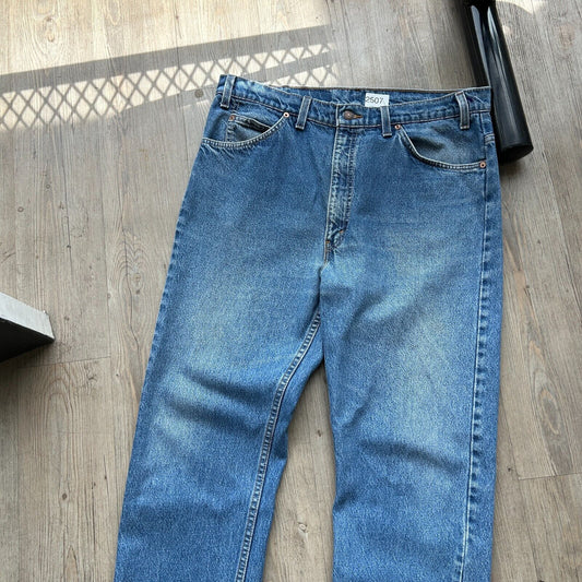 VINTAGE 80s | LEVI'S 505 Faded Blue Denim Jeans Pants sz W36 L30 Made in USA