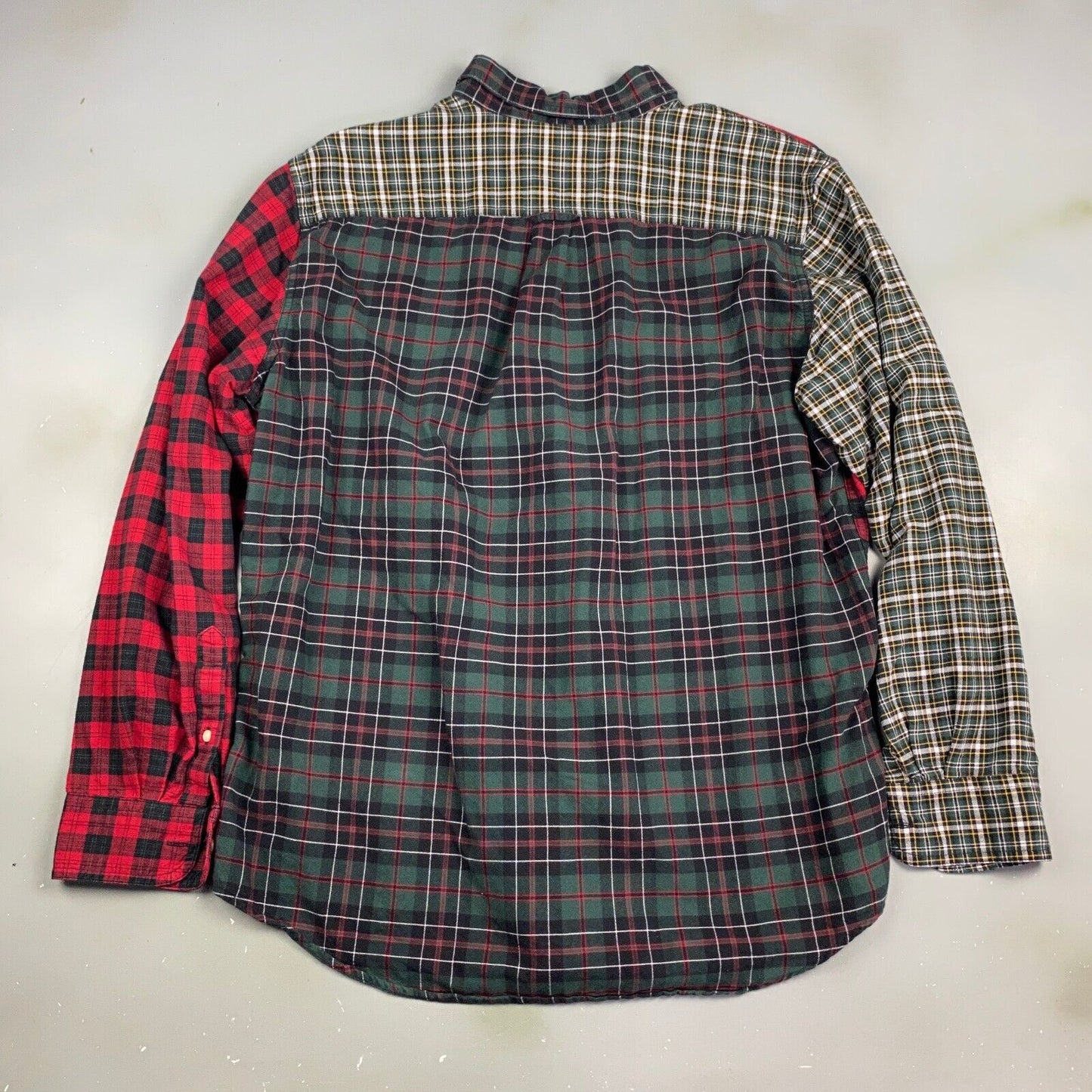 VINTAGE Chaps Multi-Plaid Flannel Button Up Shirt sz Large Adult