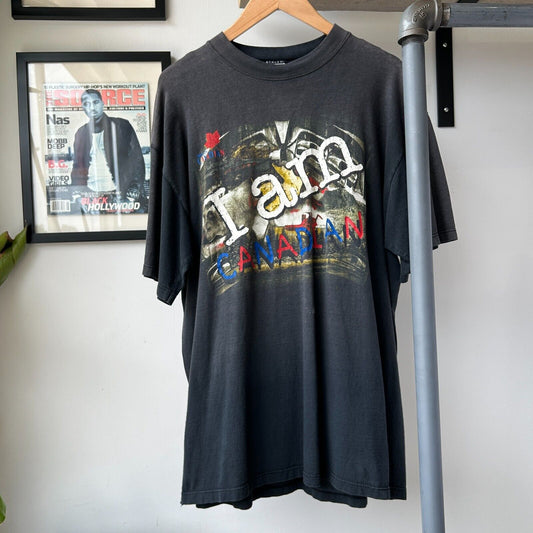 VINTAGE 90s | I am Canadian Faded Beer T-Shirt sz L