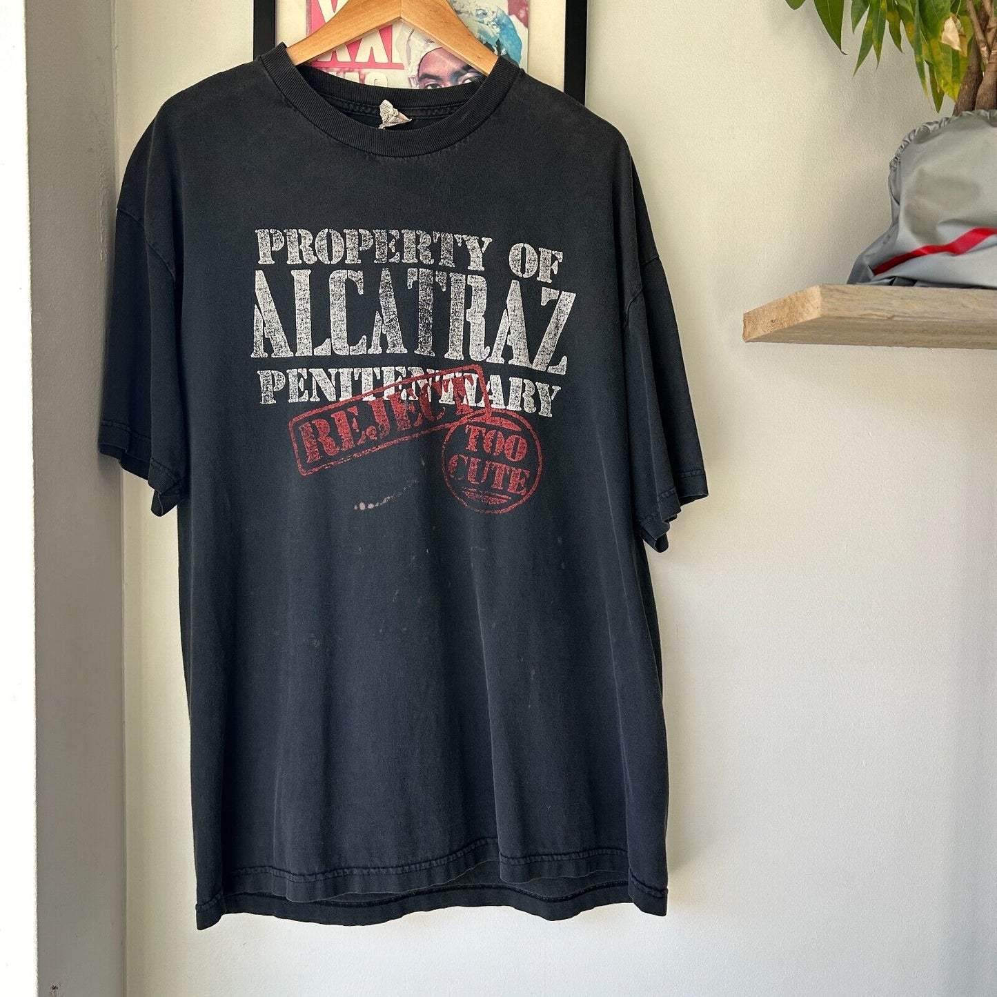 VINTAGE | Alcatraz Reject Too Cute T-Shirt sz L