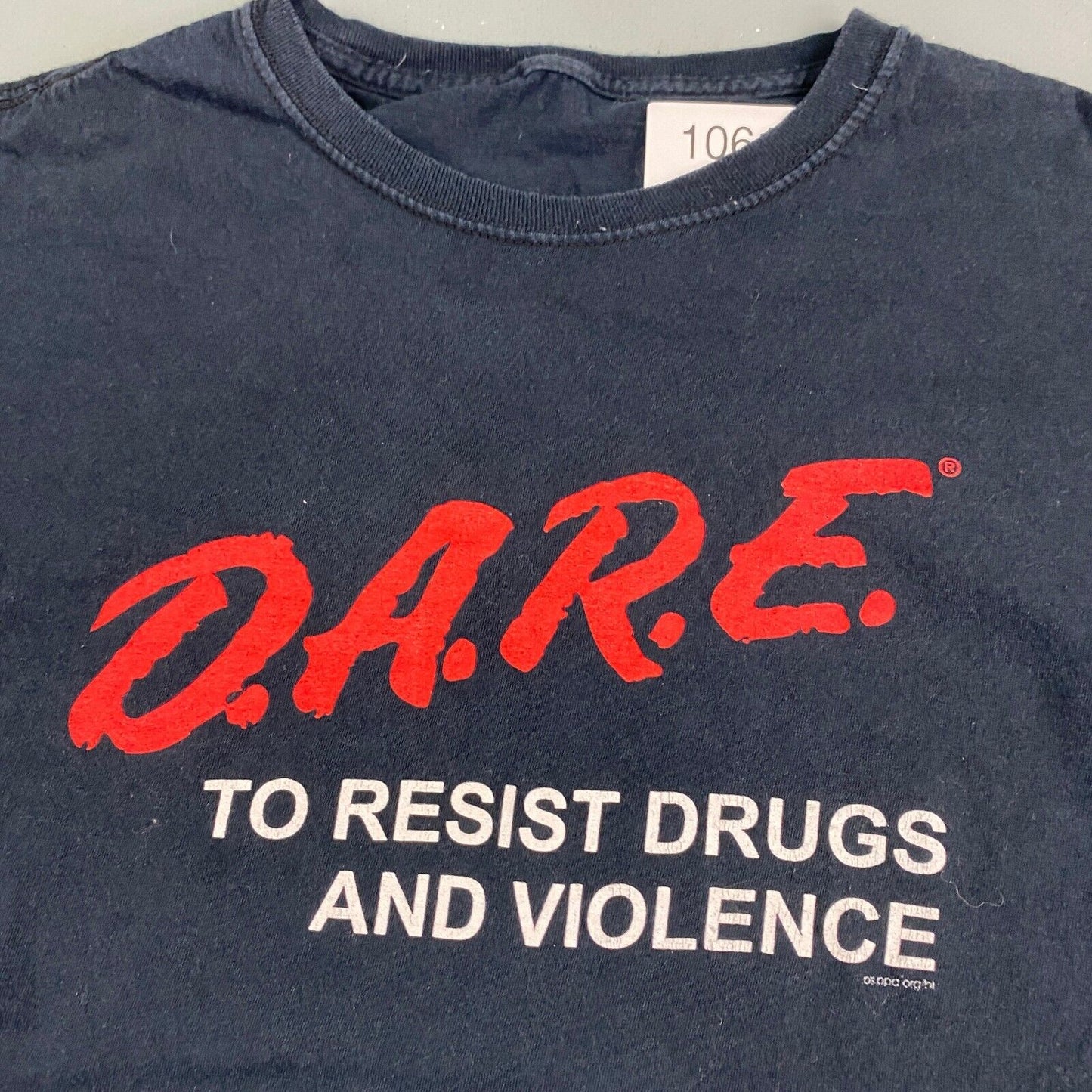 VINTAGE DARE To Resist Drugs & Violence Black T-Shirt sz Small Men Adult