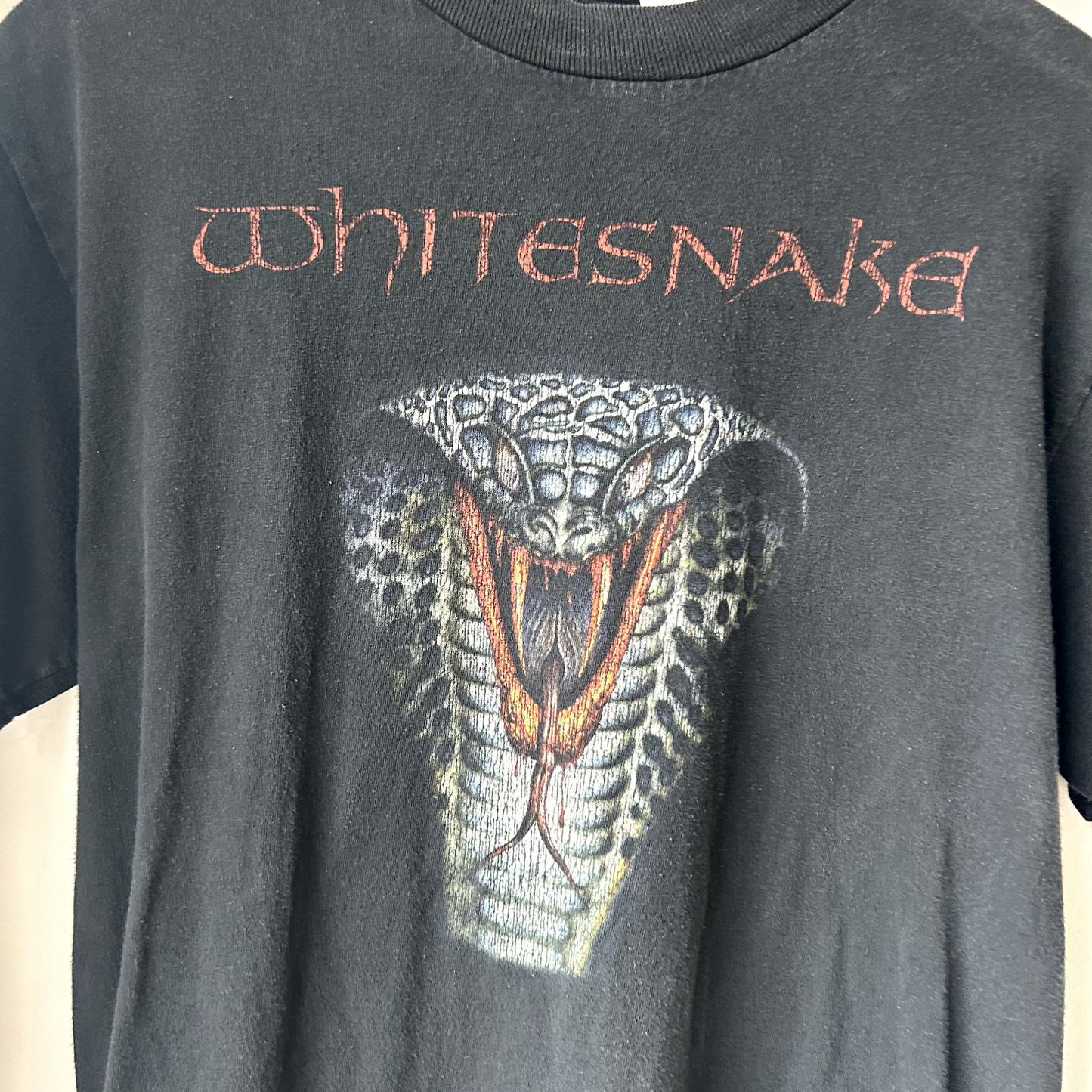 VINTAGE Y2K | Whitesnake Cobra Graphic T-Shirt sz M Adult Black