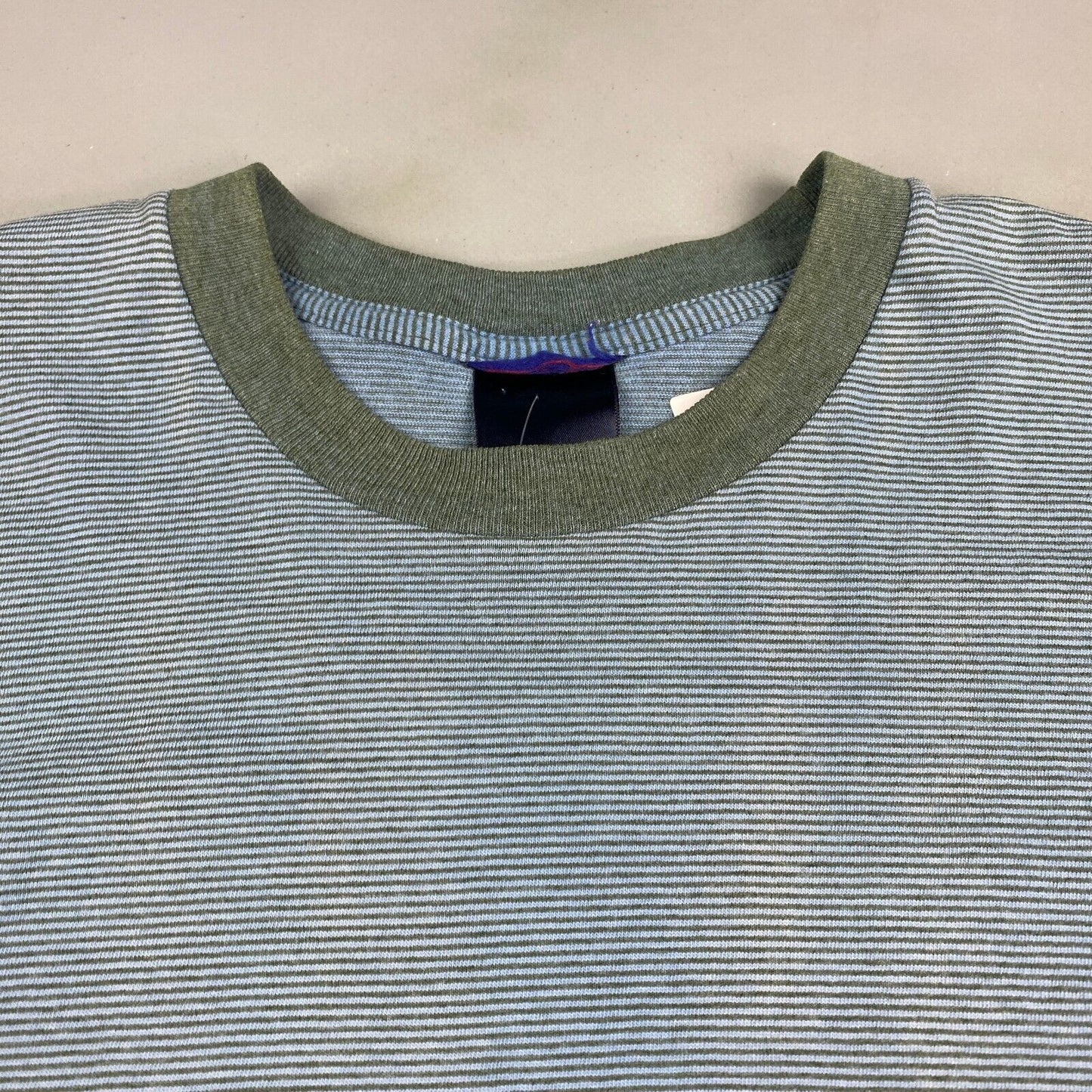 VINTAGE 90s Faded Striped Blue Ringer T-Shirt sz Large Adult