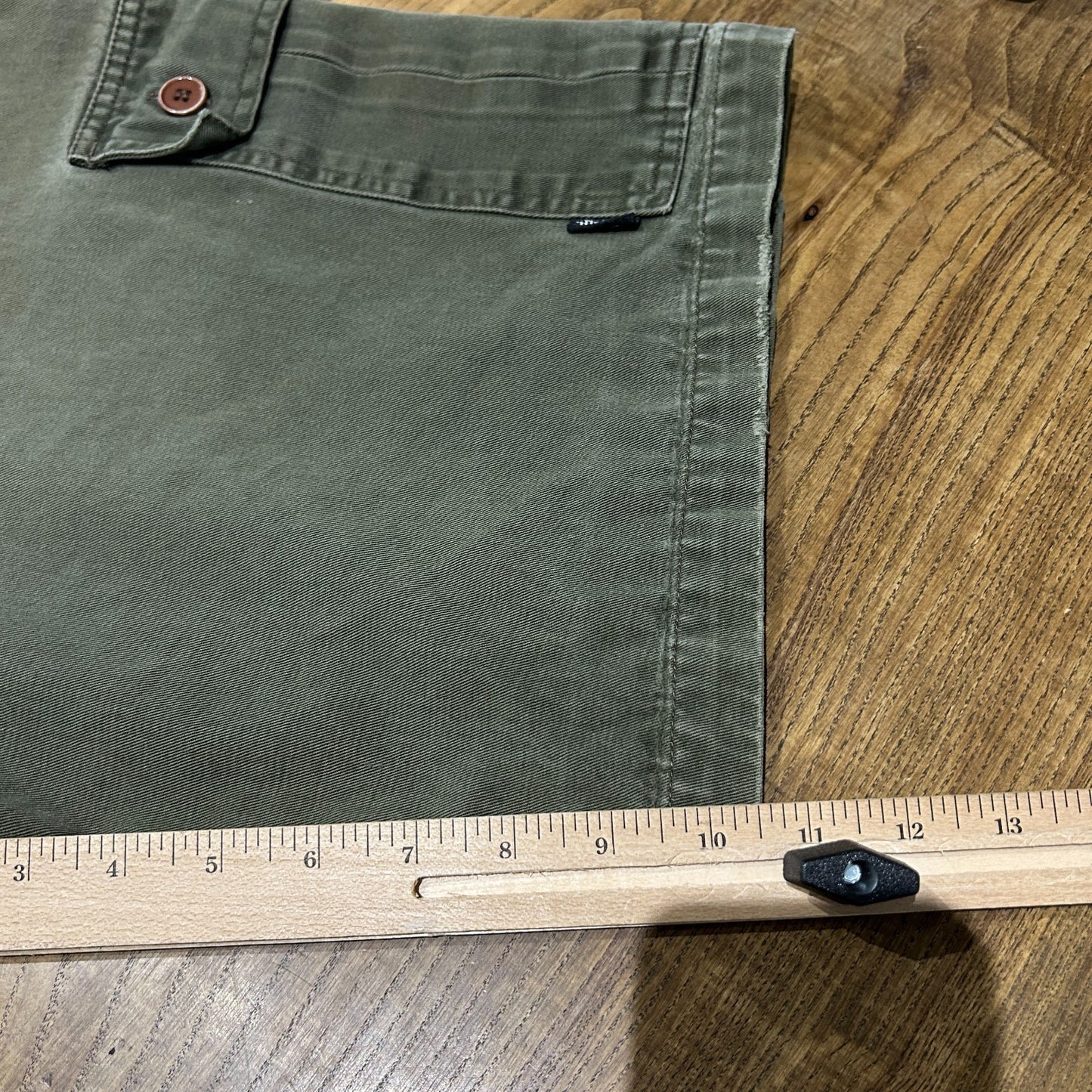 VINTAGE 90s | Think Skateboards Faded Green Cargo Shorts sz W34