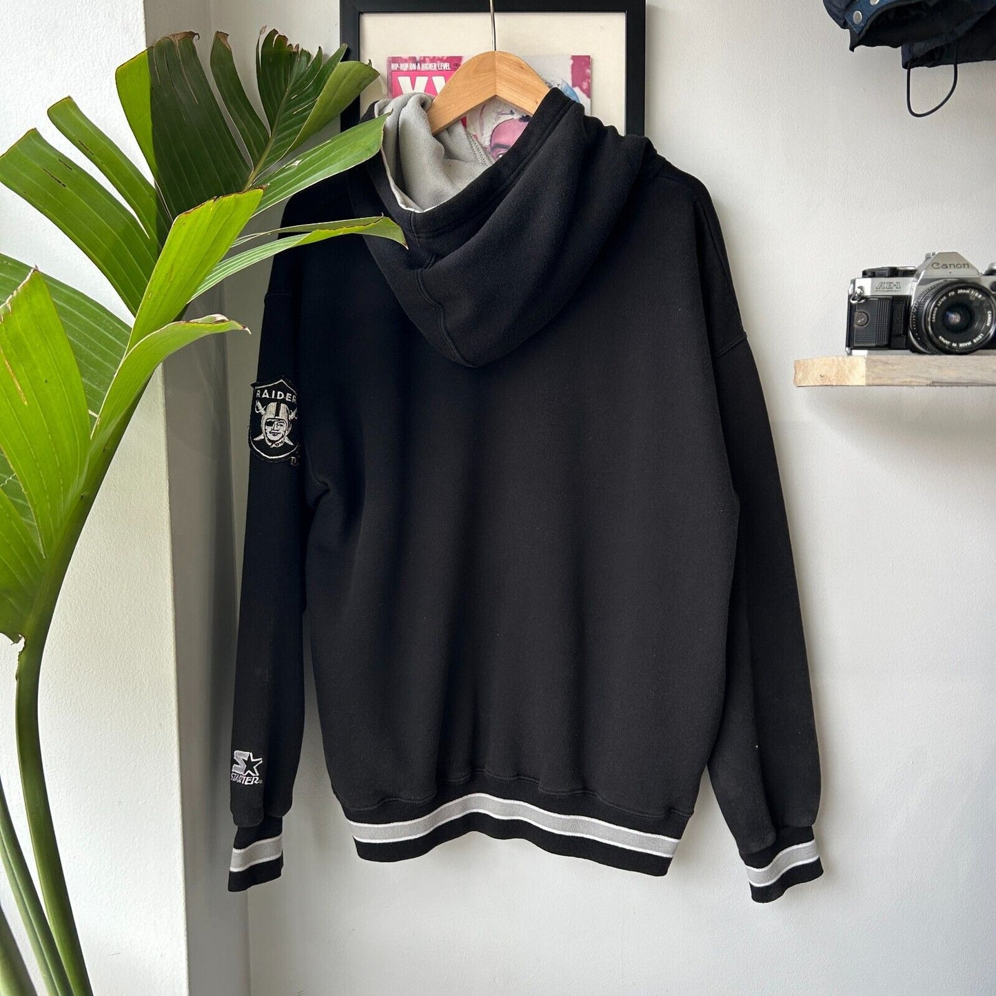 VINTAGE 90s | Los Angeles Raiders Starter Football Hoodie Sweater sz L Adult