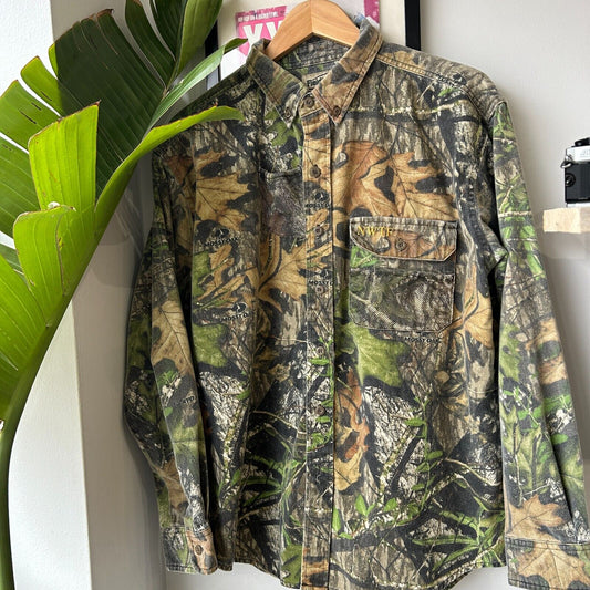 VINTAGE | Field Staff Mossy Oak Camo Button Down Shirt sz M-L Adult