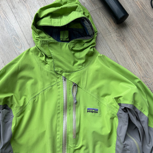 VINTAGE | Patagonia FA-03 Curved Panel Technical Shell Jacket sz L