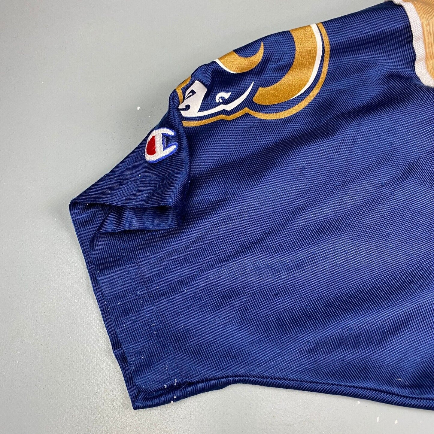 VINTAGE NFL LA Rams #28 Champion Football Jersey sz Large Adult