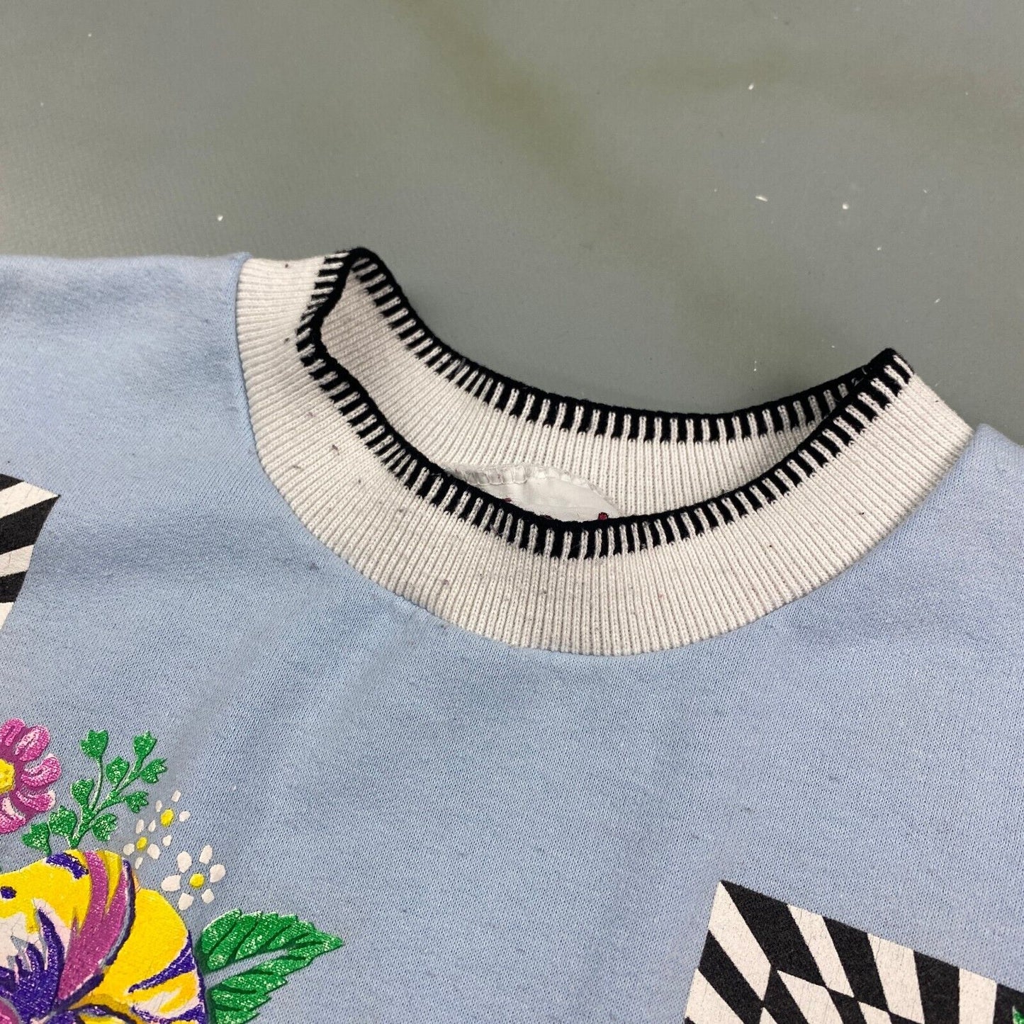 VINTAGE 90s Psychedelic Flowers Grandma Crewneck Sweater sz Medium Adult