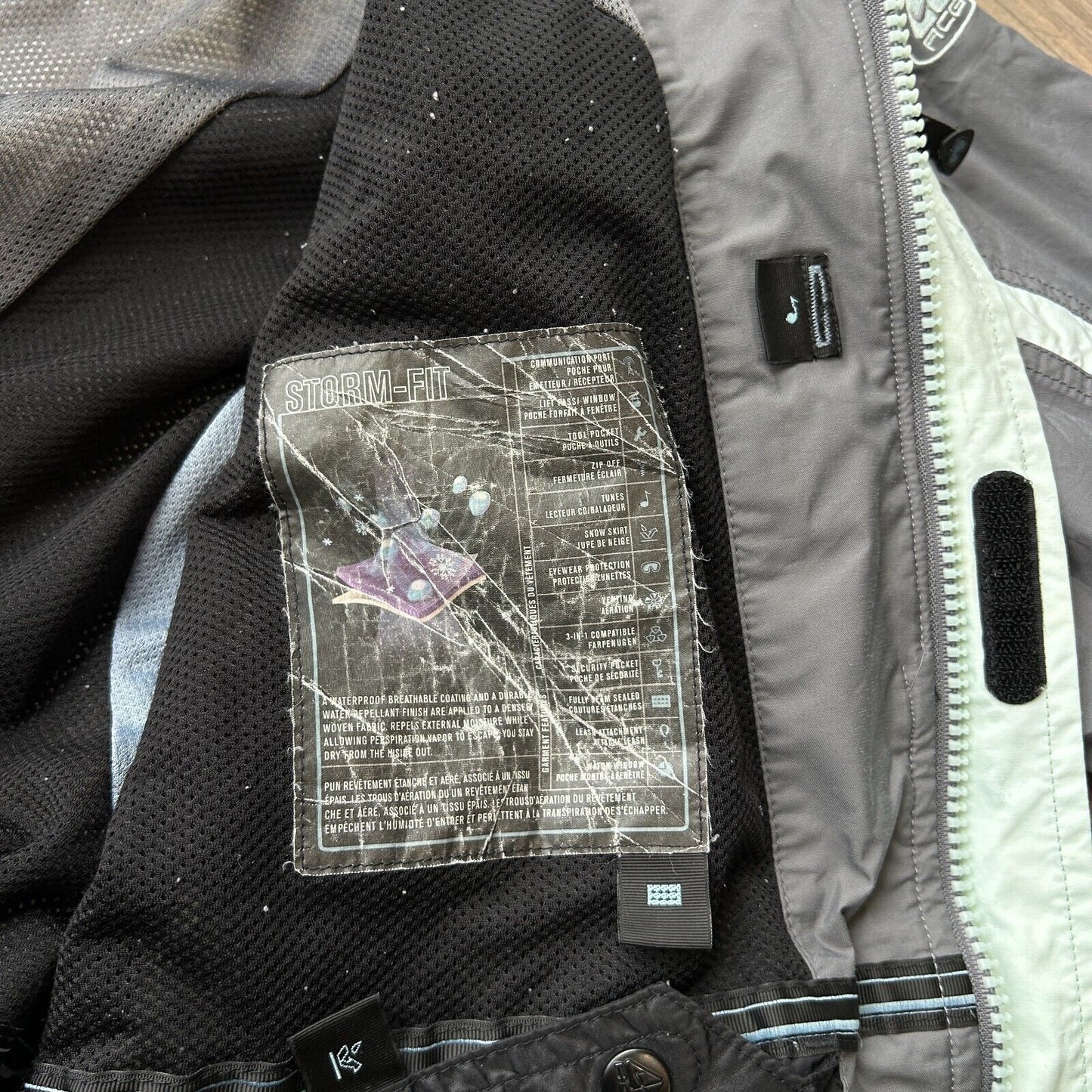 VINTAGE | Nike ACG Outer Layer 3 Storm-Fit Jacket sz S/M