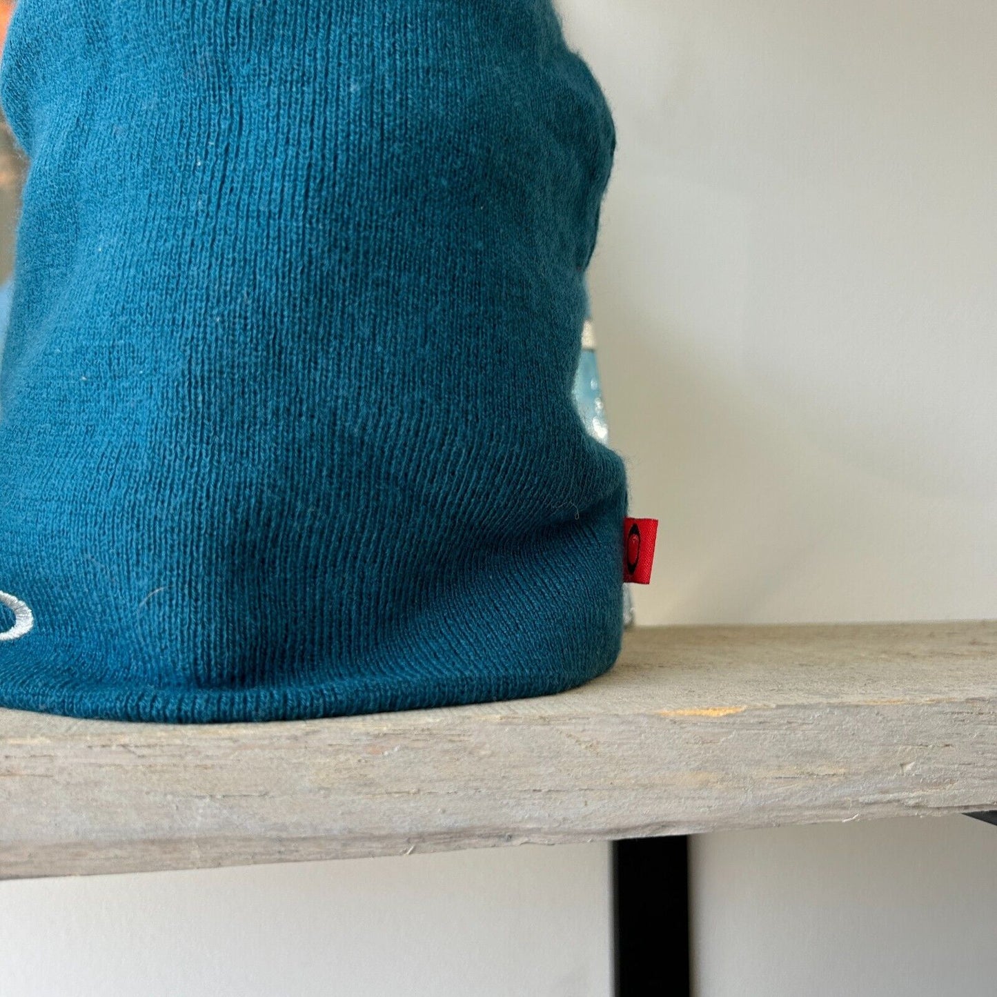 VINTAGE | Oakley Logo Aqua Skully Beanie HAT One Size Adult