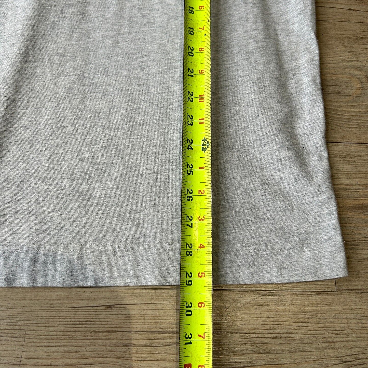 VINTAGE | NAUTICA Grip Stop Graphic Grey T-Shirt sz L Adult