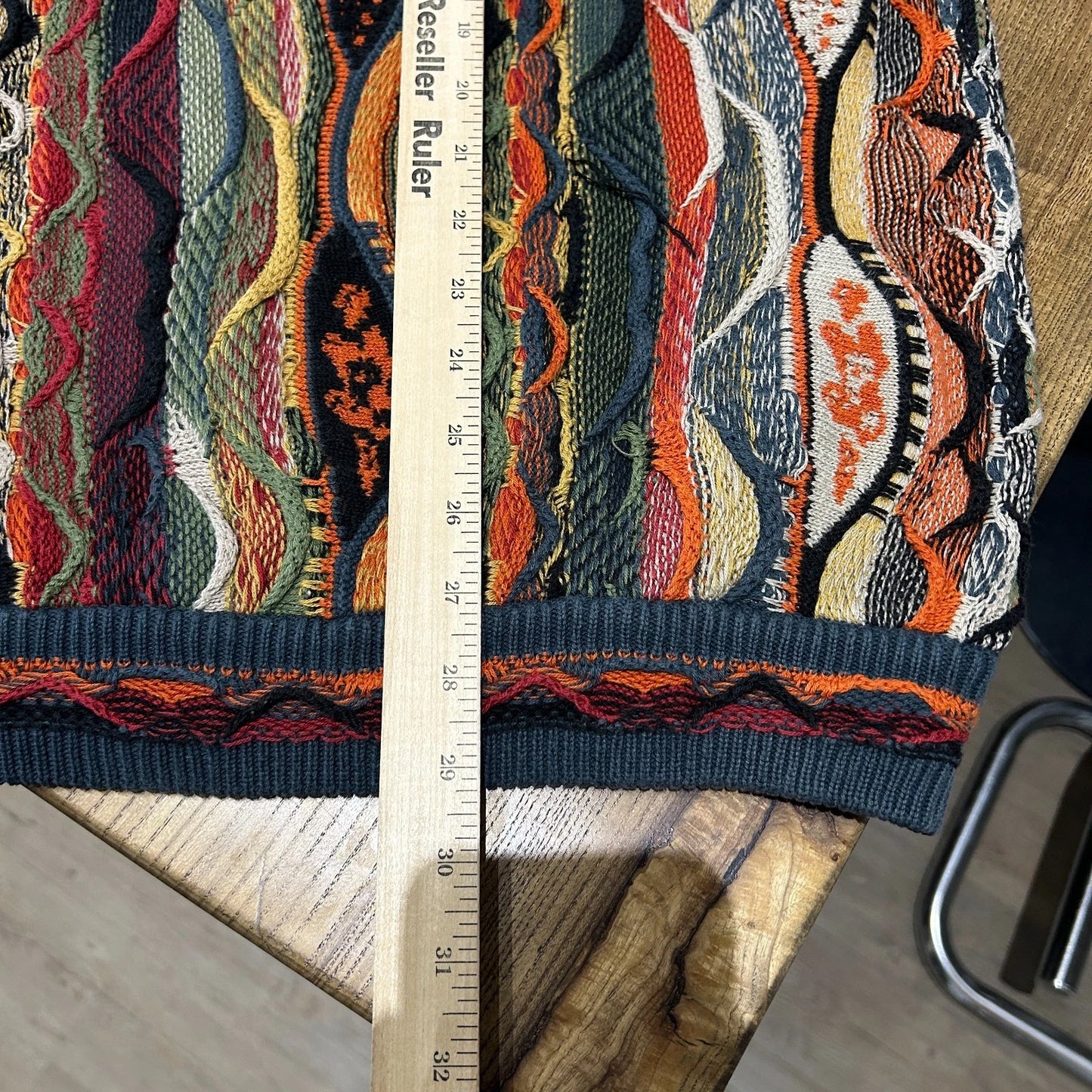 VINTAGE | 3D Textured Coogie Style Knit Sweater sz L