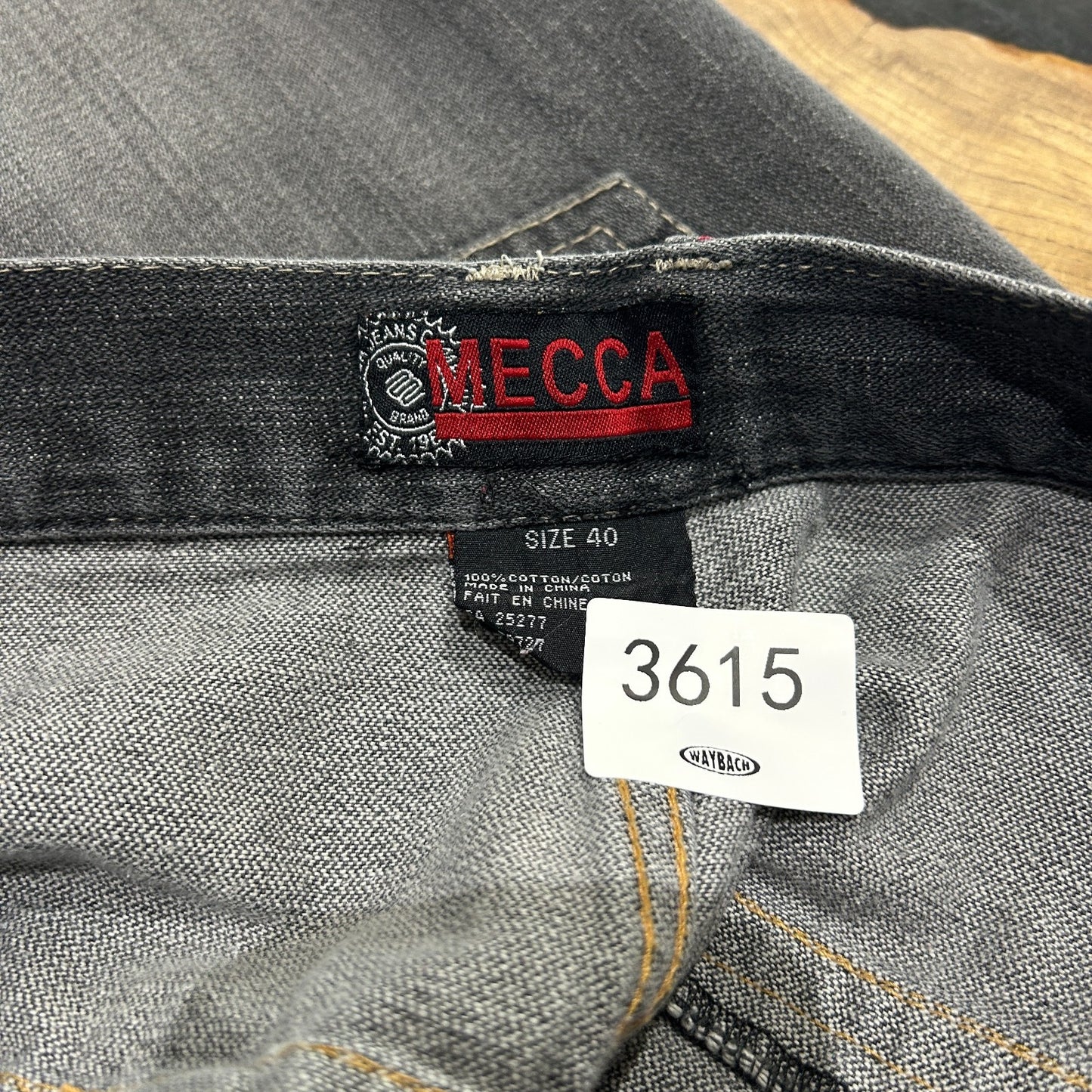 VINTAGE Y2K | Mecca Faded Black Baggy Jean Shorts sz W40