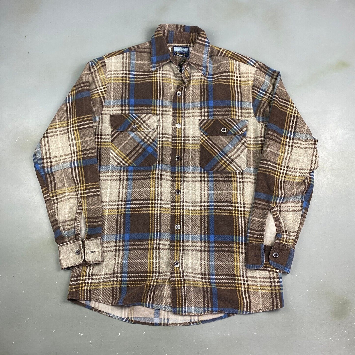 VINTAGE 90s Fieldmaster Brown Plaid Flannel Button Up Shirt sz Medium Adult