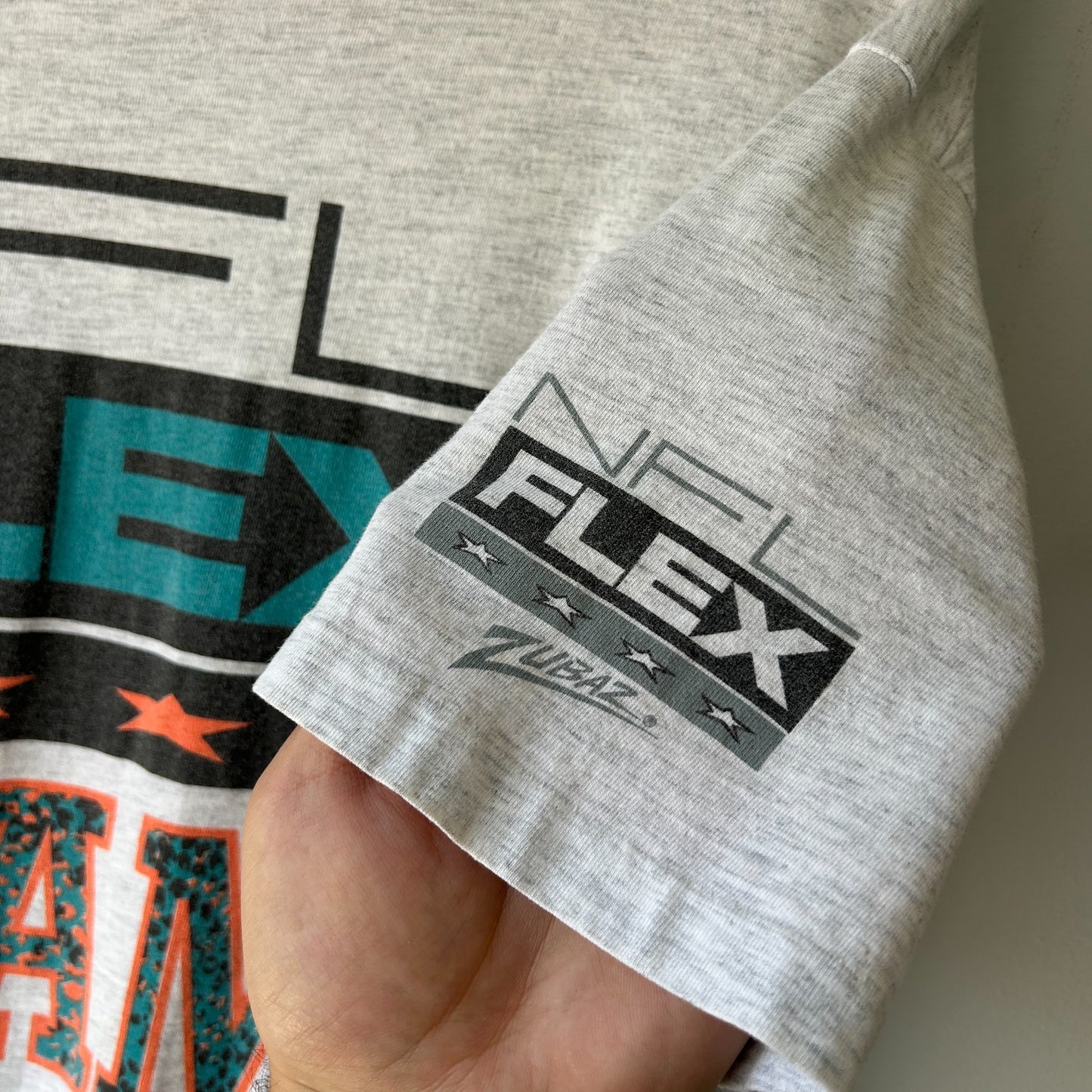 VINTAGE 90s | Miami Dolphins NFL Flex Zubaz T-shirt sz L