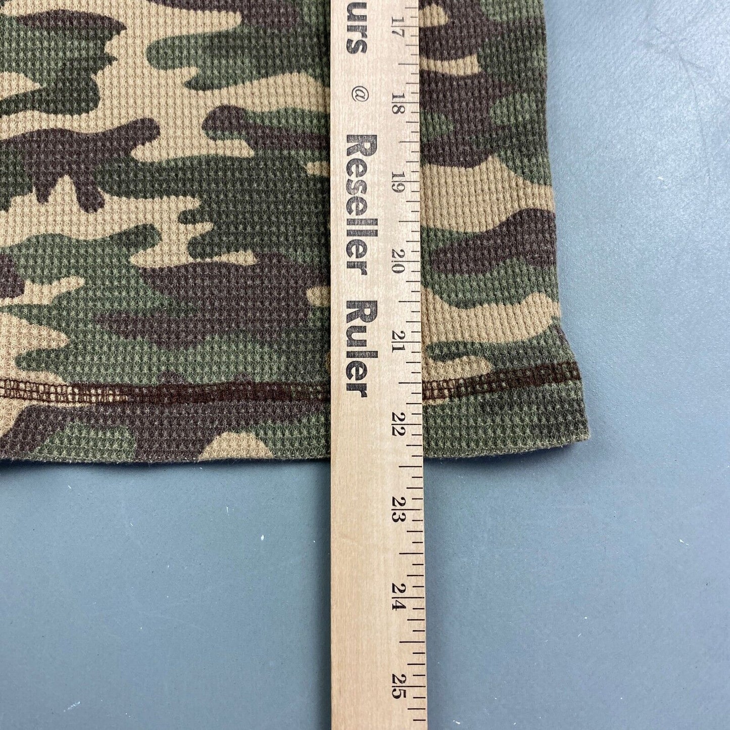 VINTAGE Camo Thermal Long Sleeve T-Shirt sz Large Youth / XS Adult