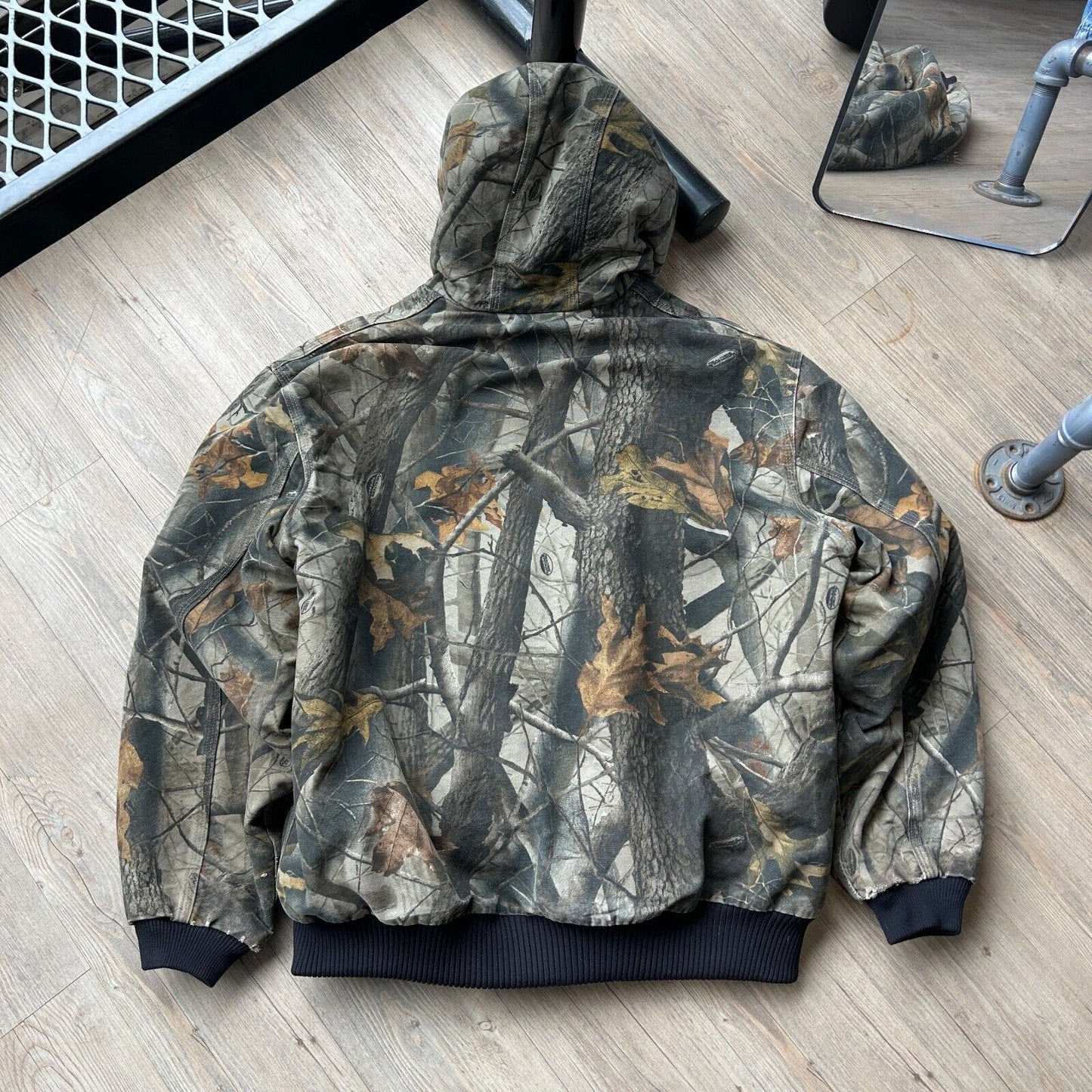 VINTAGE | Carhartt J143 CMO RealTree Hooded Jacket sz XL