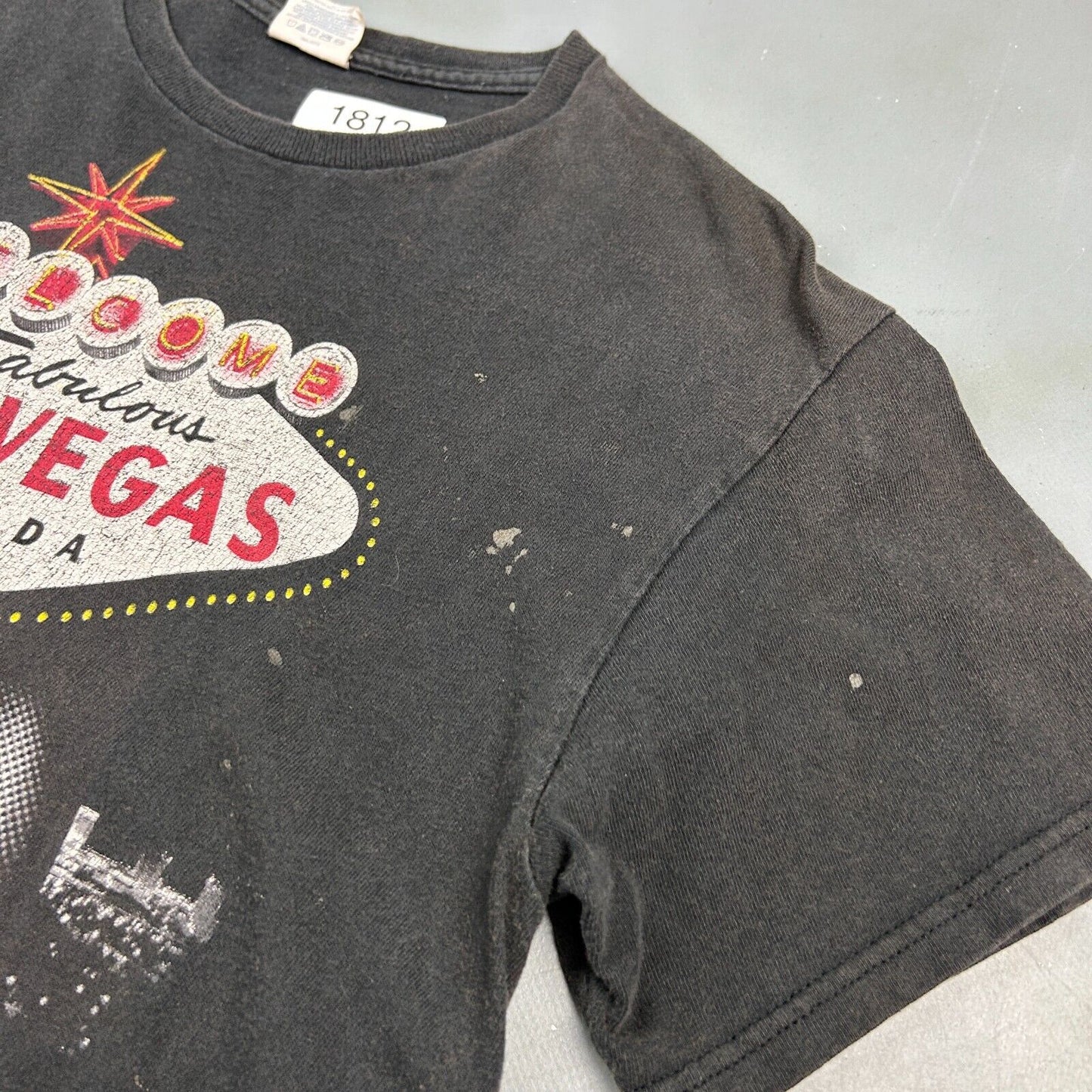 VINTAGE | Las Vegas Nevada Always Open! Faded Black T-Shirt sz M Adult